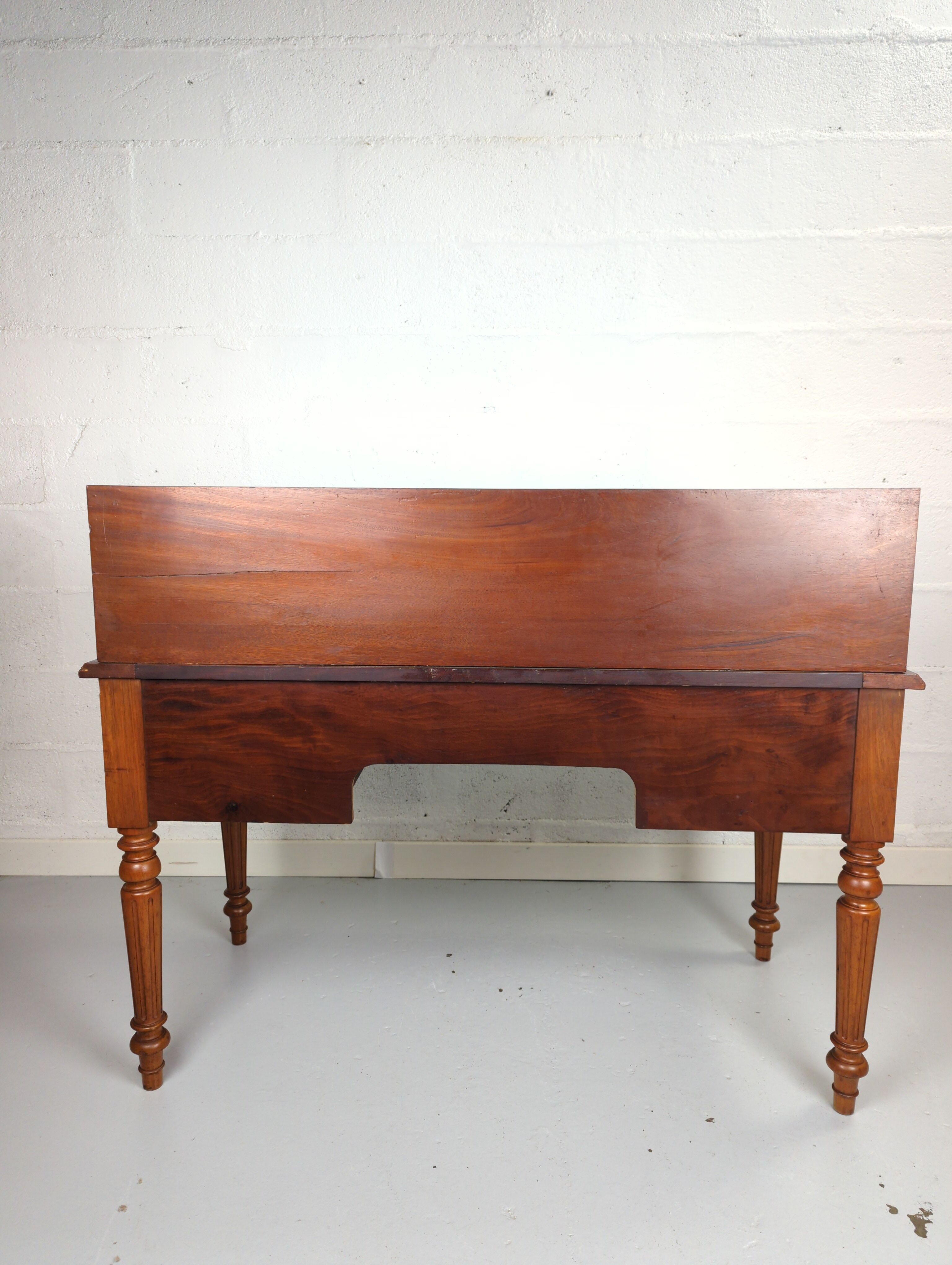 Bureau à gradin Louis-Philippe en acajou
