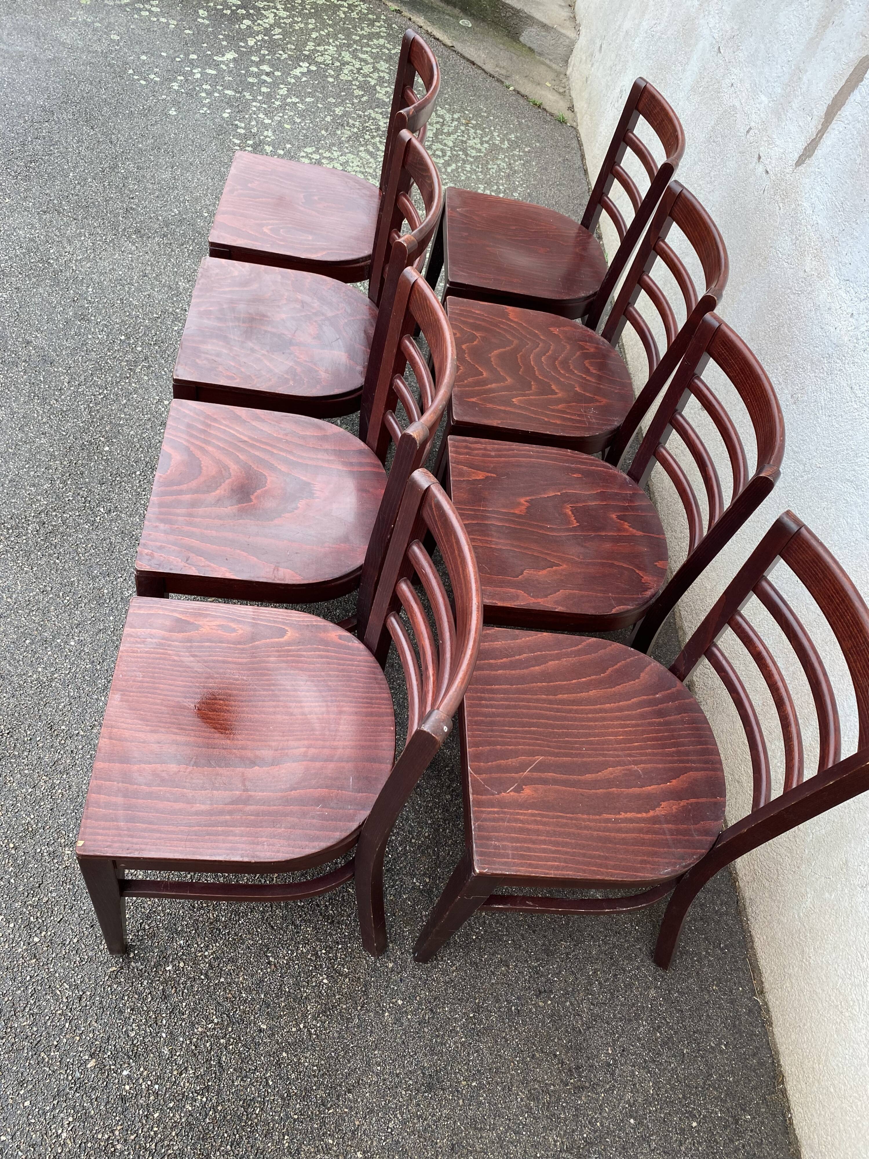 Set of 8 restaurant chairs