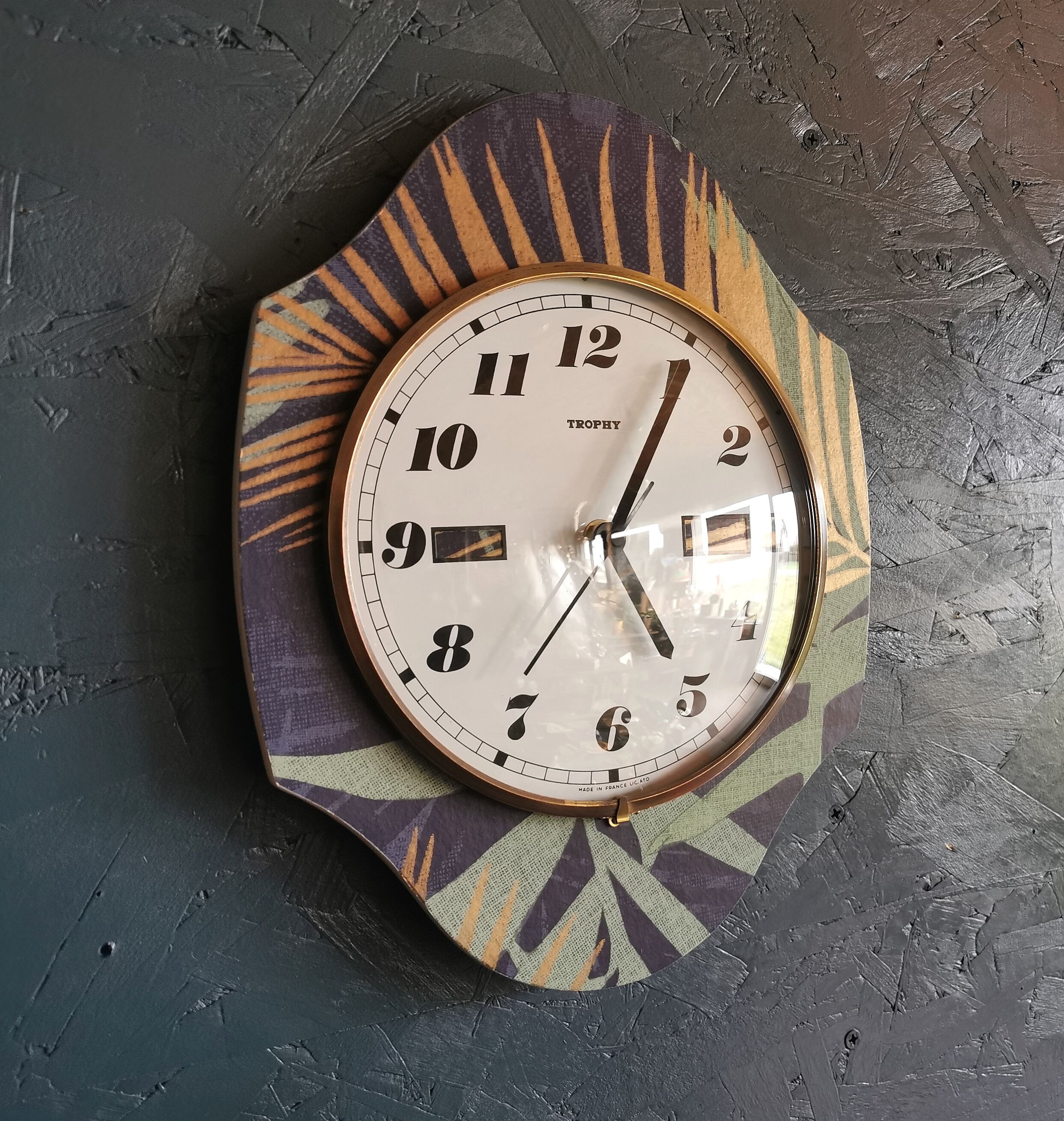 Vertical silent vintage wall pendulum clock "Trophy blue green golden"