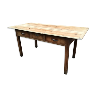 Vintage farm table 1920