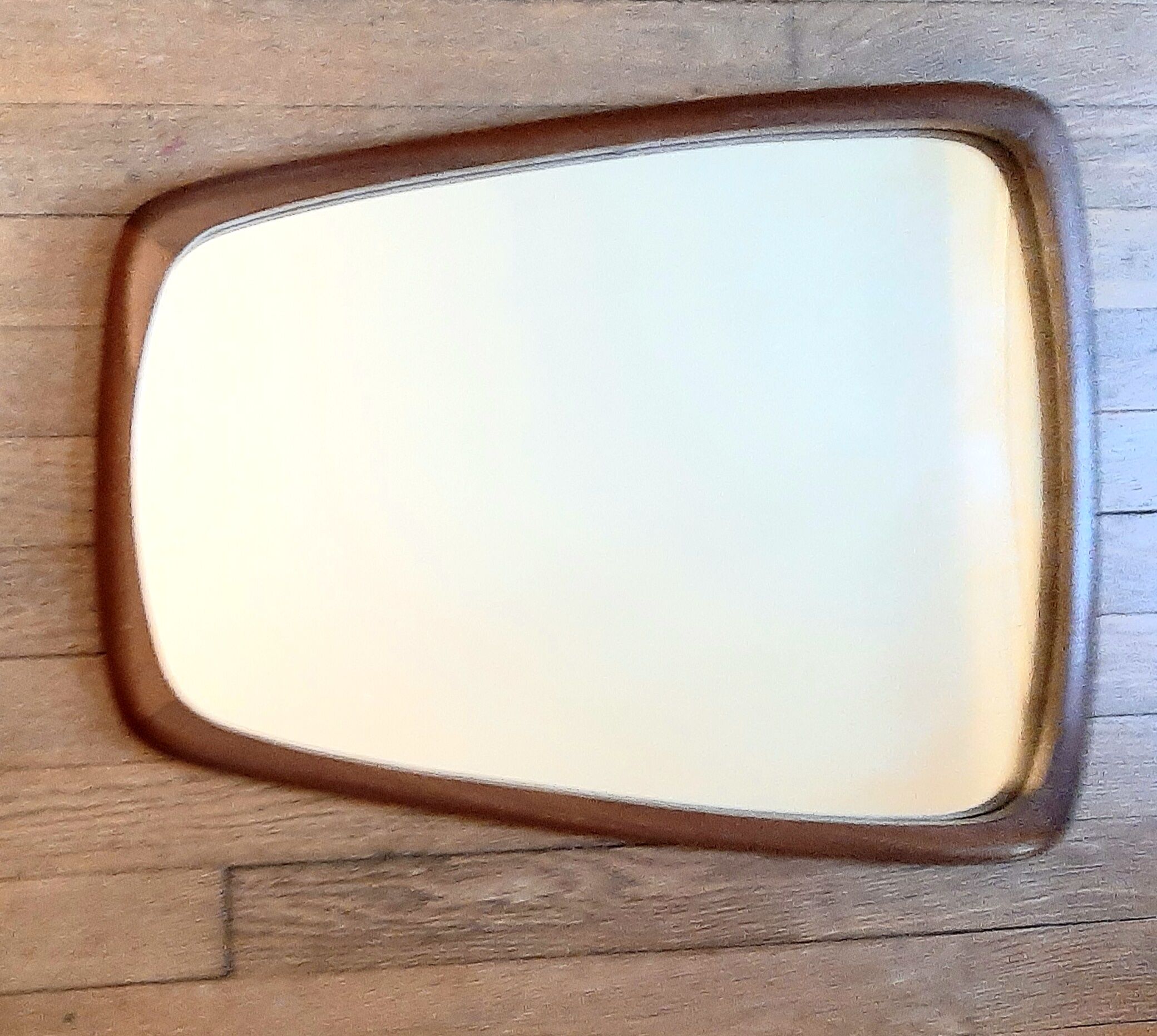 Scandinavian mirror free-form in teck 1960 48x62cm