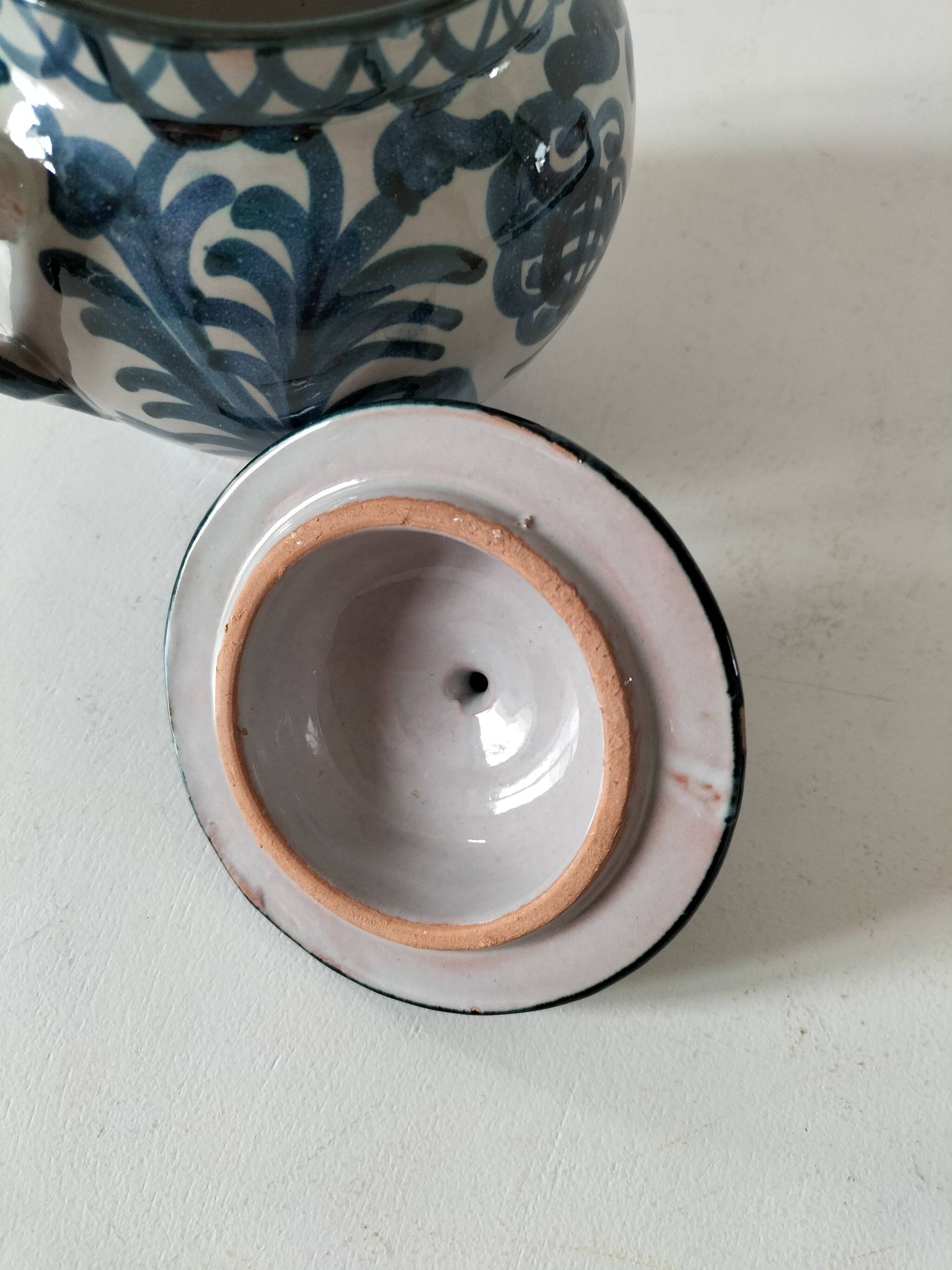 Fajalauza earthenware sugar bowl with handles, Granada, Spain, circa 1970