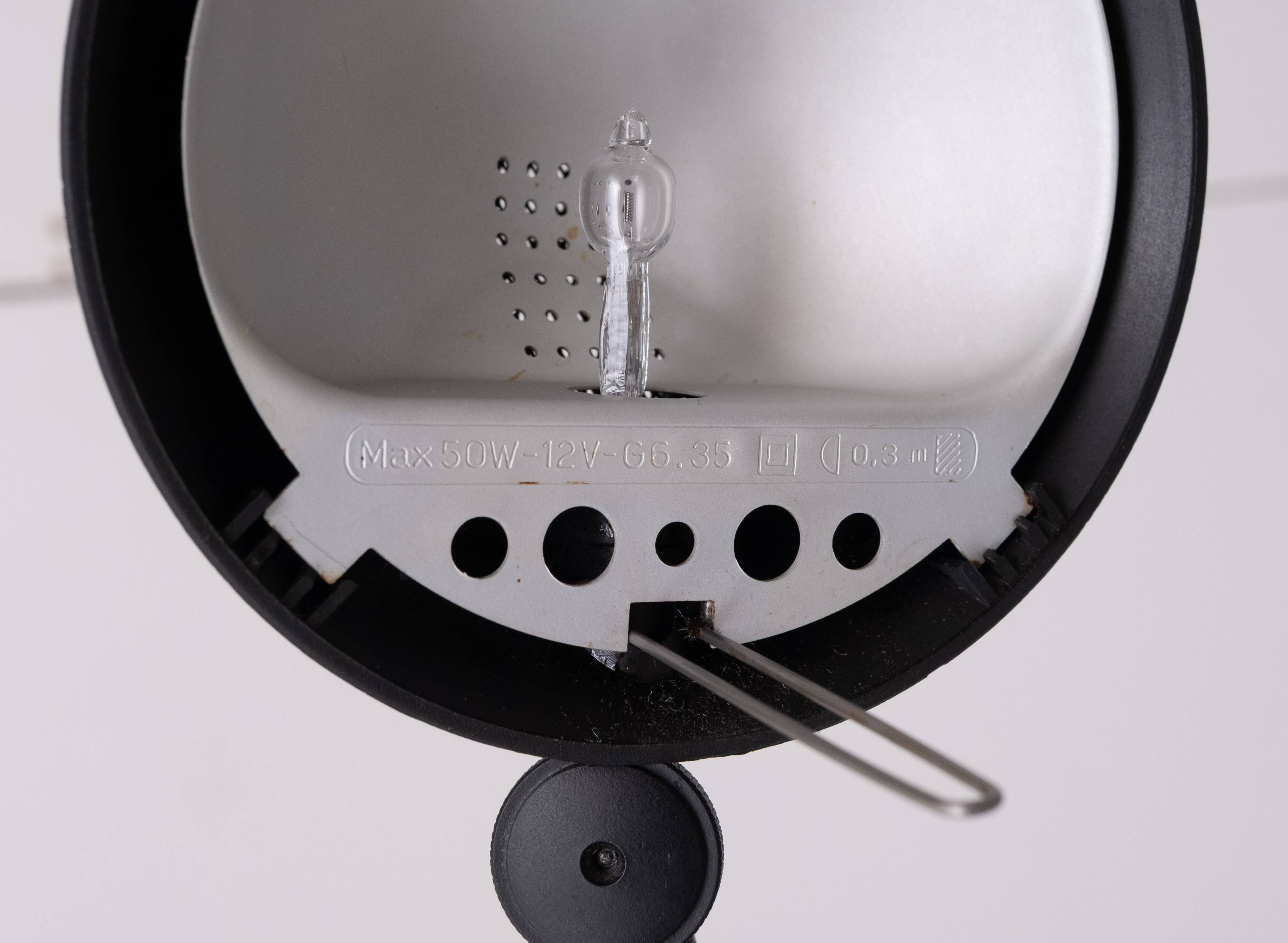 Lampadaire Artemide Nestore Terra par Carlo Forcolini années 1980 Italie