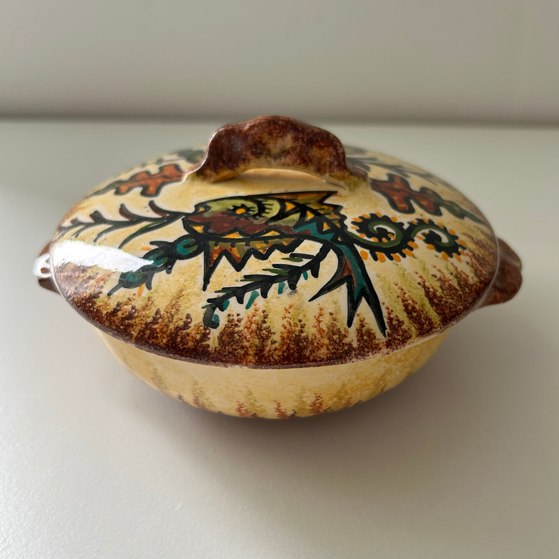Sugar bowl signed P. Fouillen Quimper
