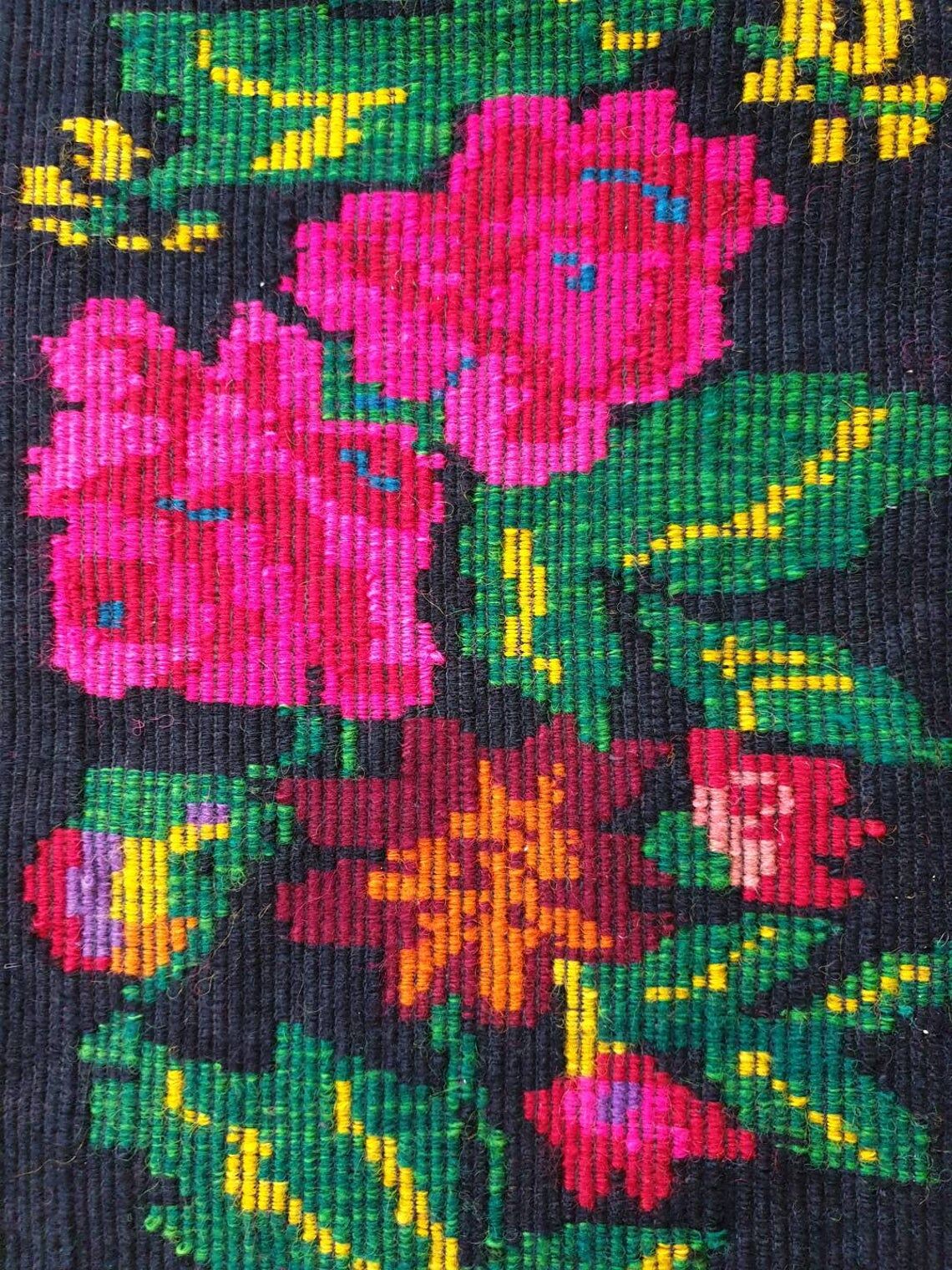 Charming Romanian rug with deers, lovely nature scenery on a floral background 155x205cm