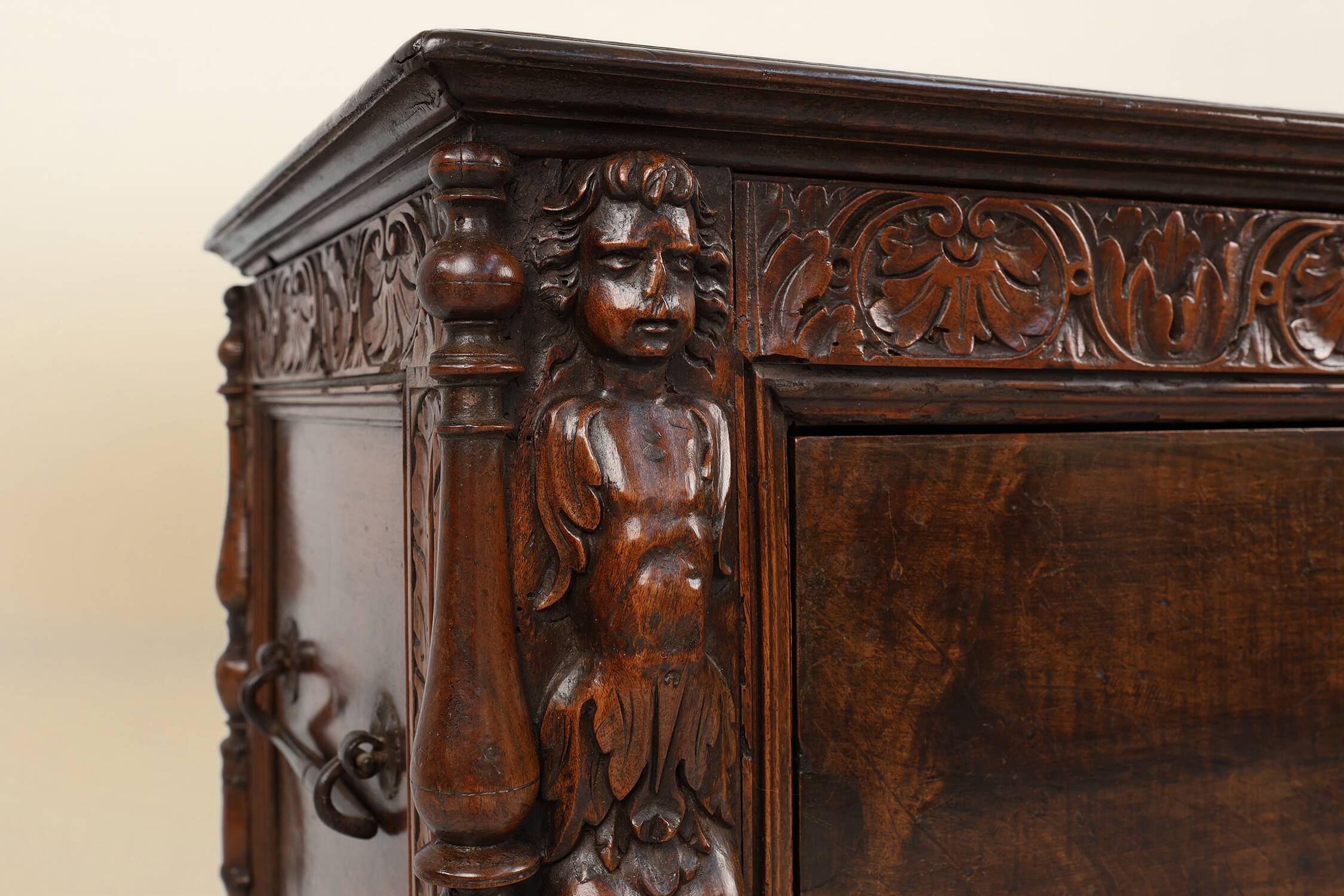 16th Century Italian Renaissance Cabinet in walnut with rich carvings