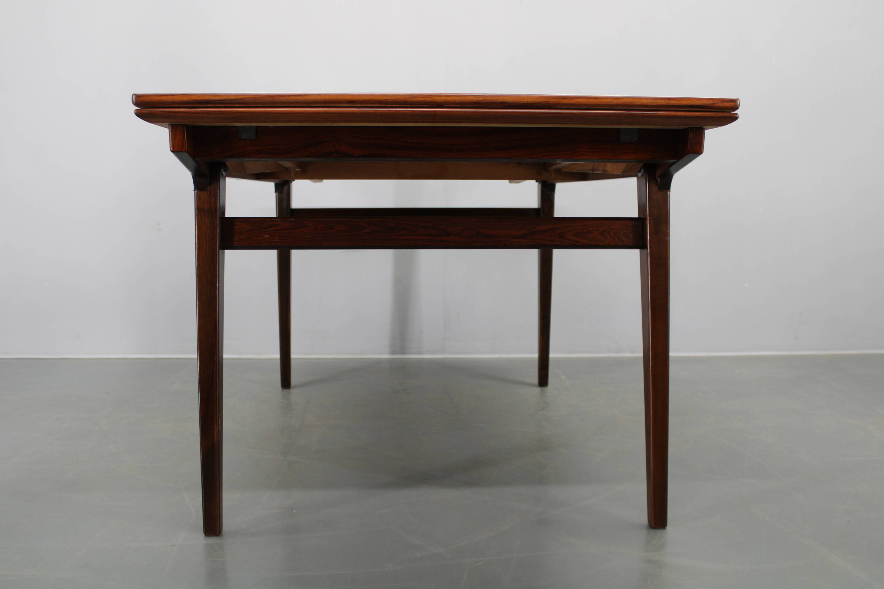 Mid-century Danish extendable dining table, Denmark, 1960s