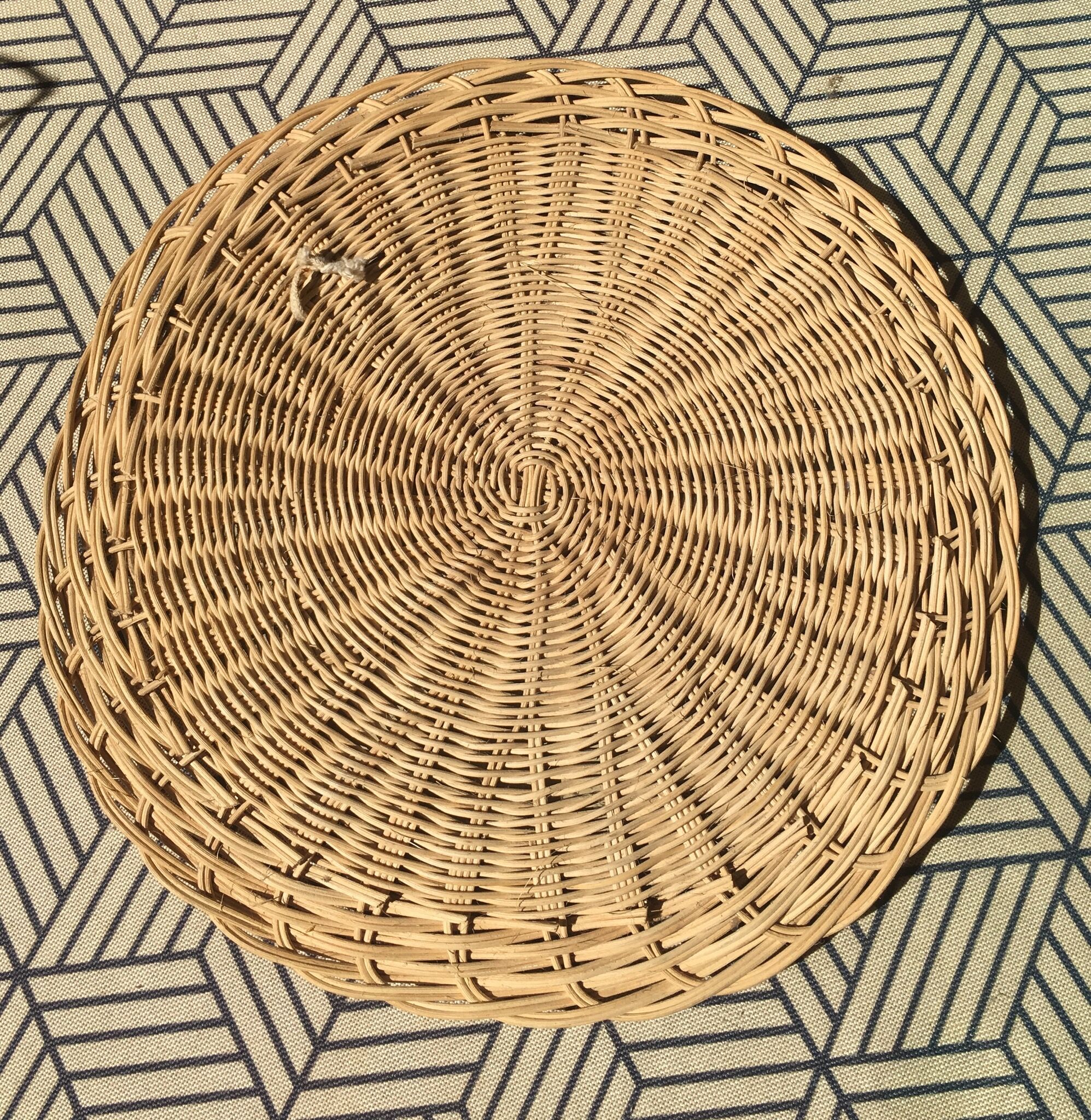 Vintage Wicker round mirror 42x42cm