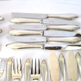 DEETJEN 30-piece modernist cutlery set with scalloped edges
