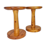 Pair of modern minimalist Scandinavian stools in pine, Sweden, 1970s.