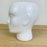 Vase or pot cover head in white ceramic