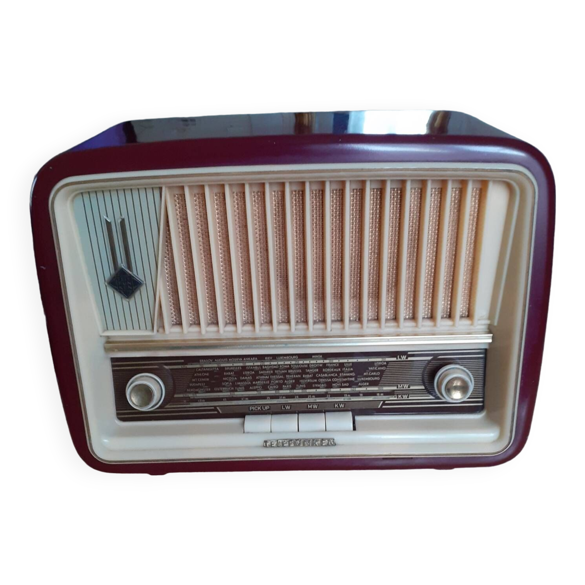 Old telefunken radio