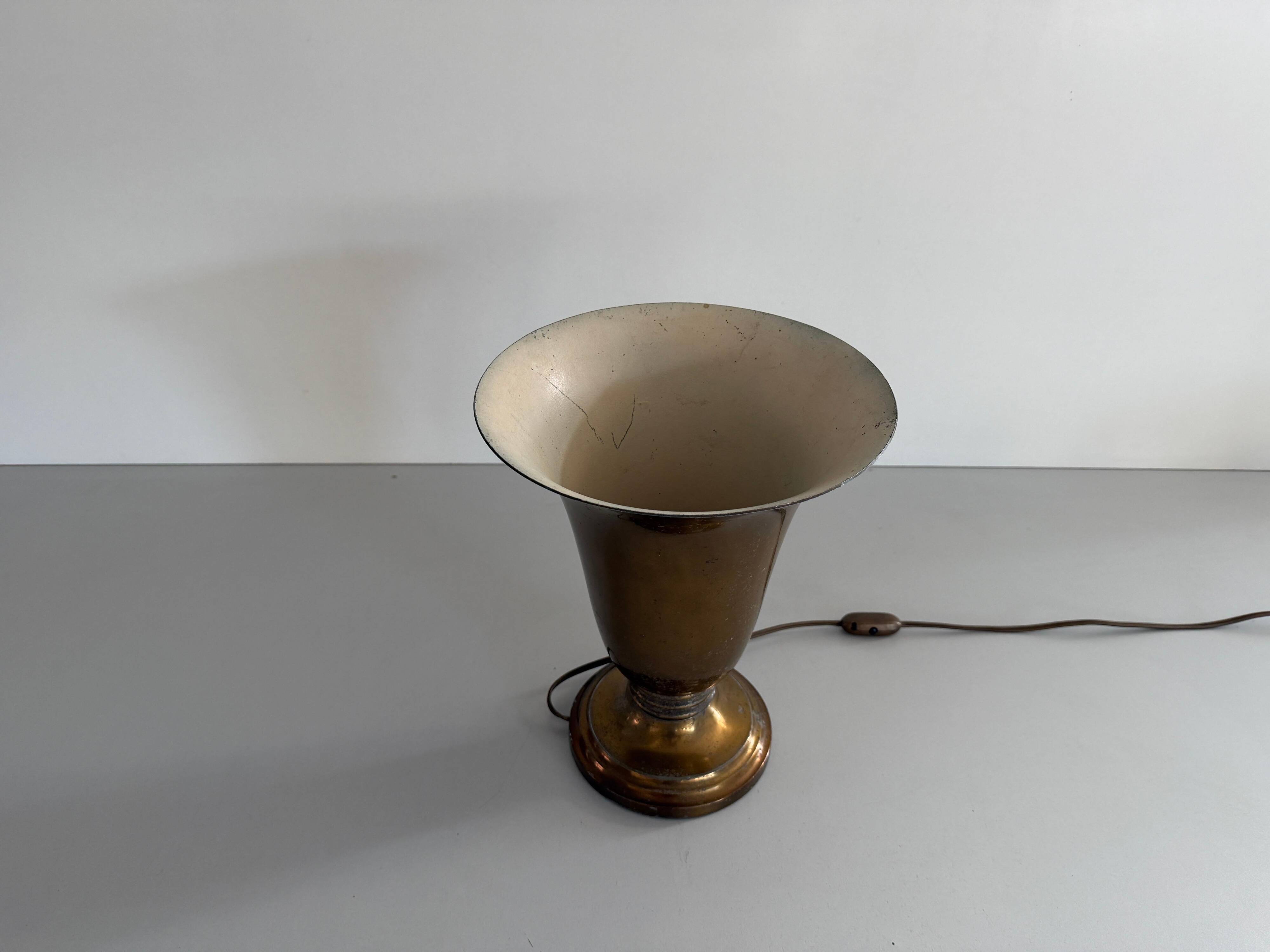 Art Deco conical table lamp in brass by Mazda, 1940s, France