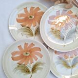 Dessert plates St Amand decorated with flowers