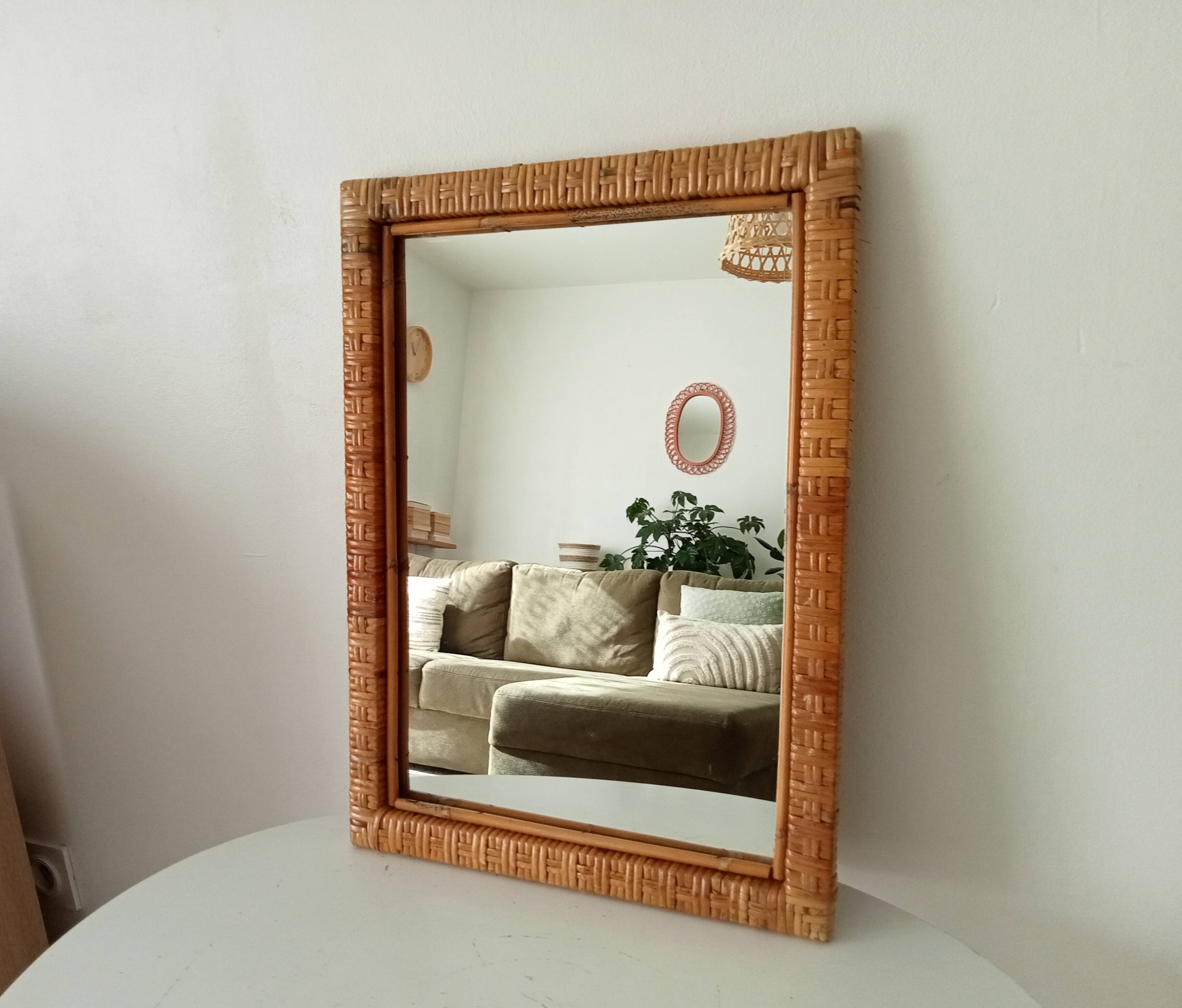 Vintage woven rattan mirror from the 70s.