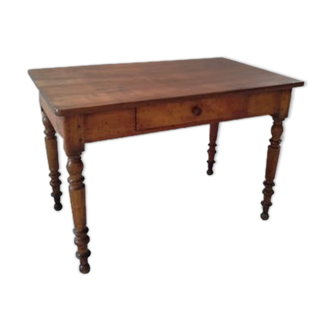 Farmhouse table