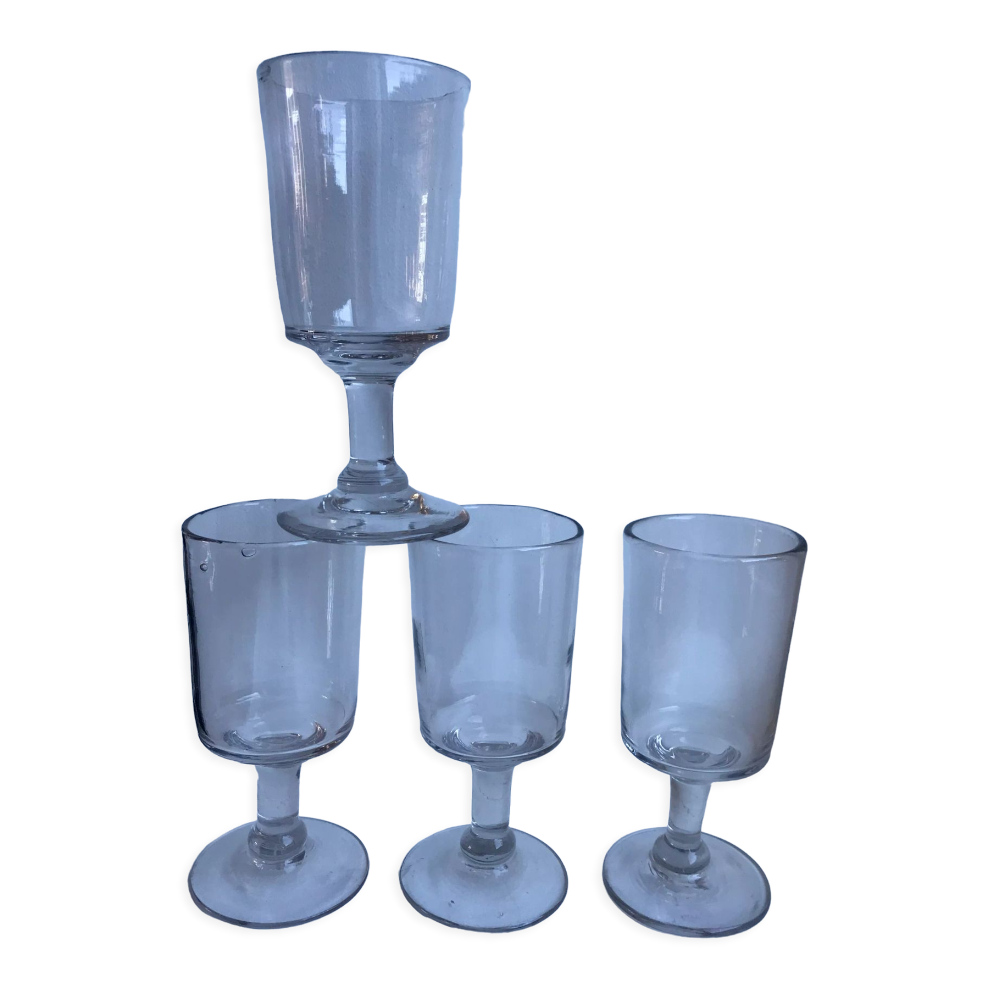 Set of 4 wine glasses in blown glass late nineteenth