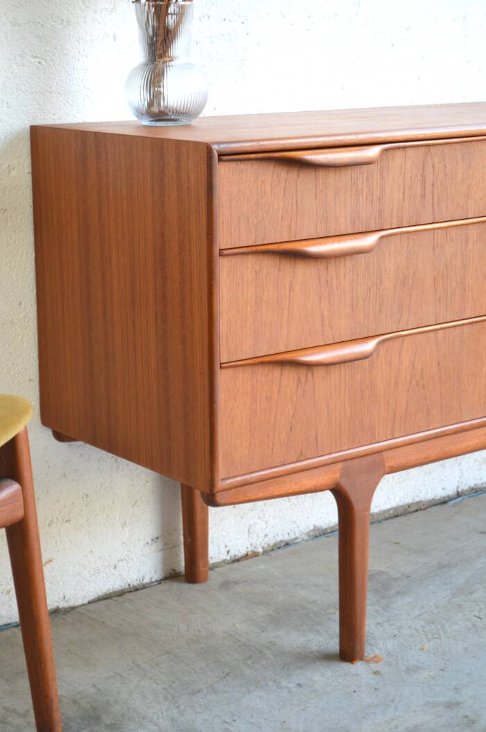 Teak sideboard by McIntosh * 152 cm