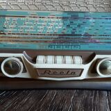 Old vintage radio Reela
