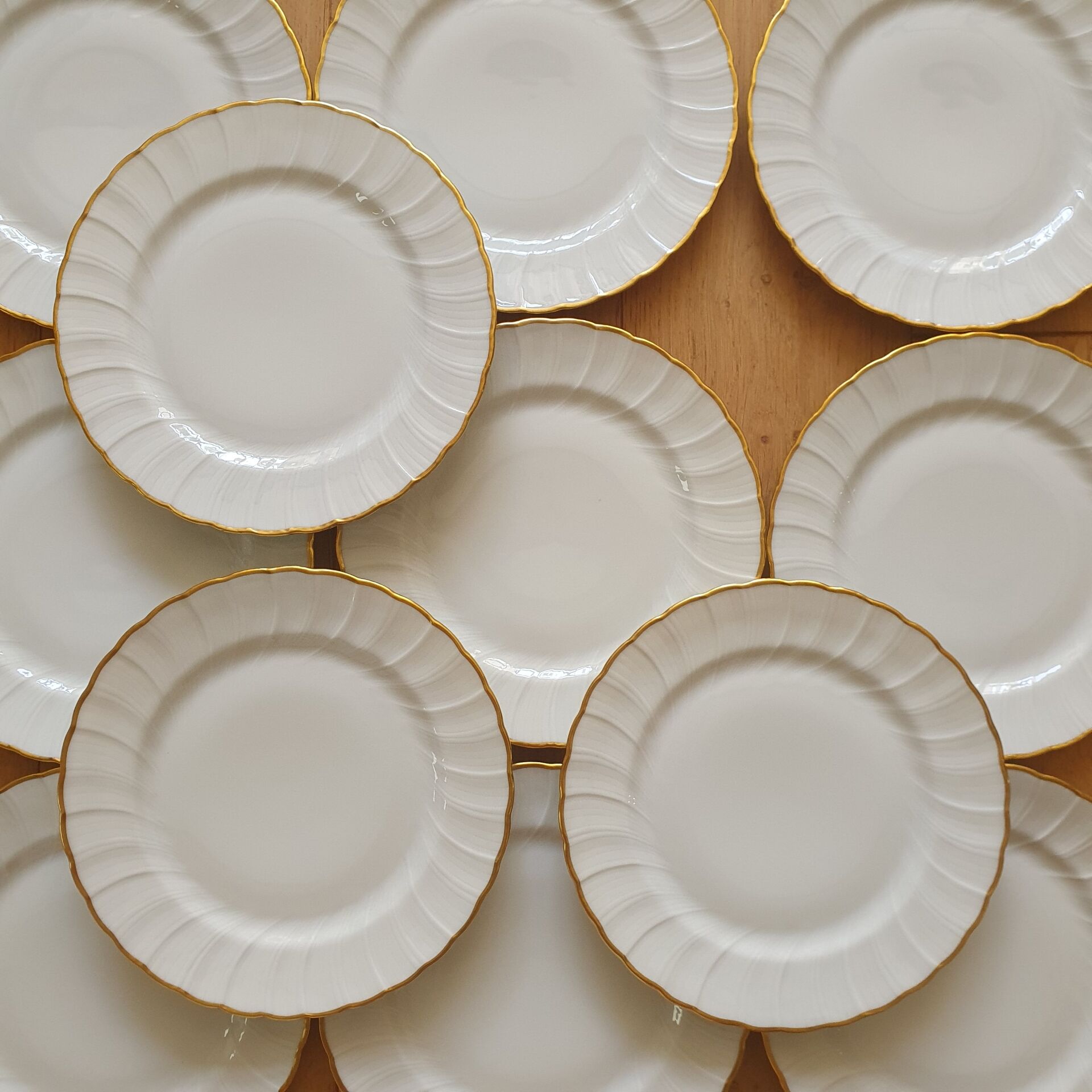 12 assiettes à dessert en porcelaine de Limoges Bernardaud Verlaine