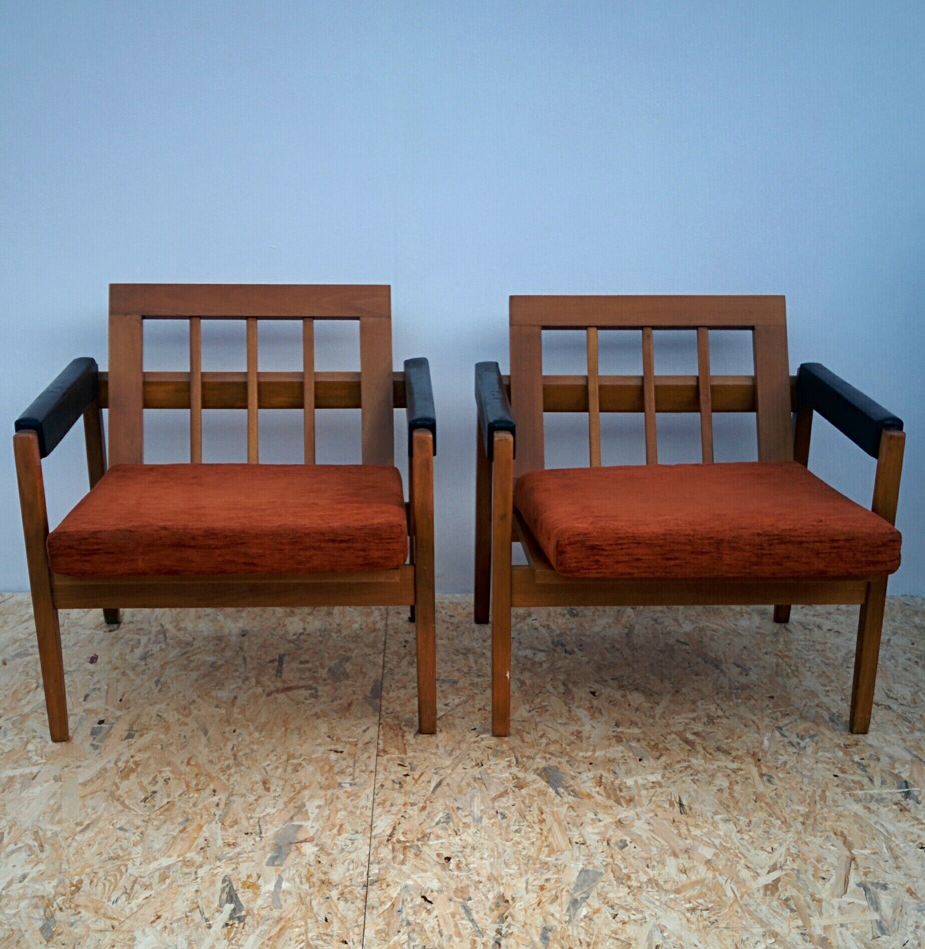 Fauteuil vintage à barreaux