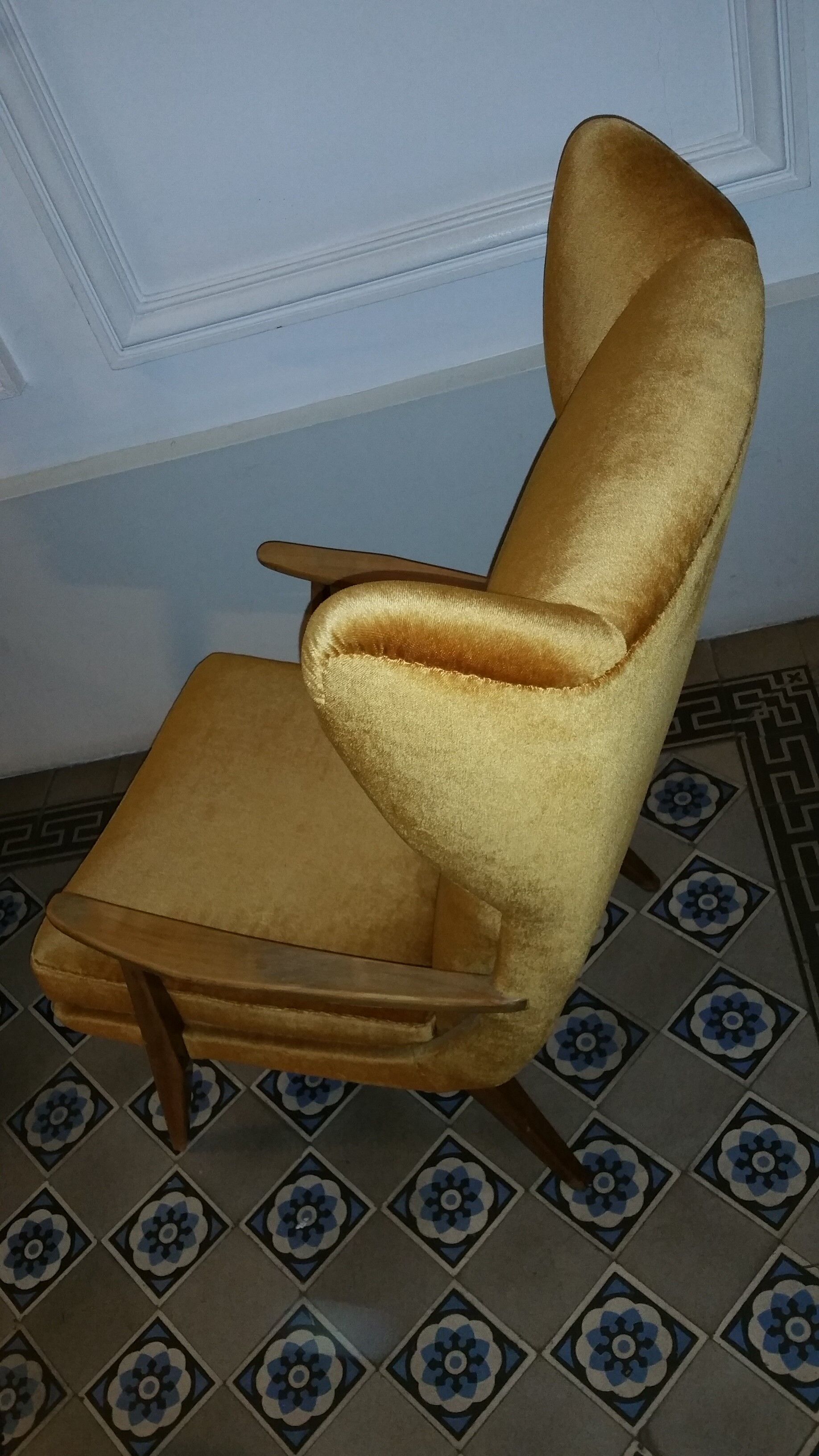 Wing armchair by  Wilhelm Knoll for Antimott