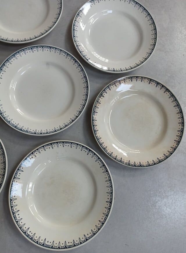 Plates in Amandinoise Saint-Amand earthenware