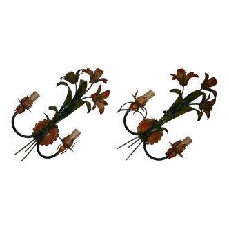 Pair of vintage floral wall sconces in Italian Florentine style metal.