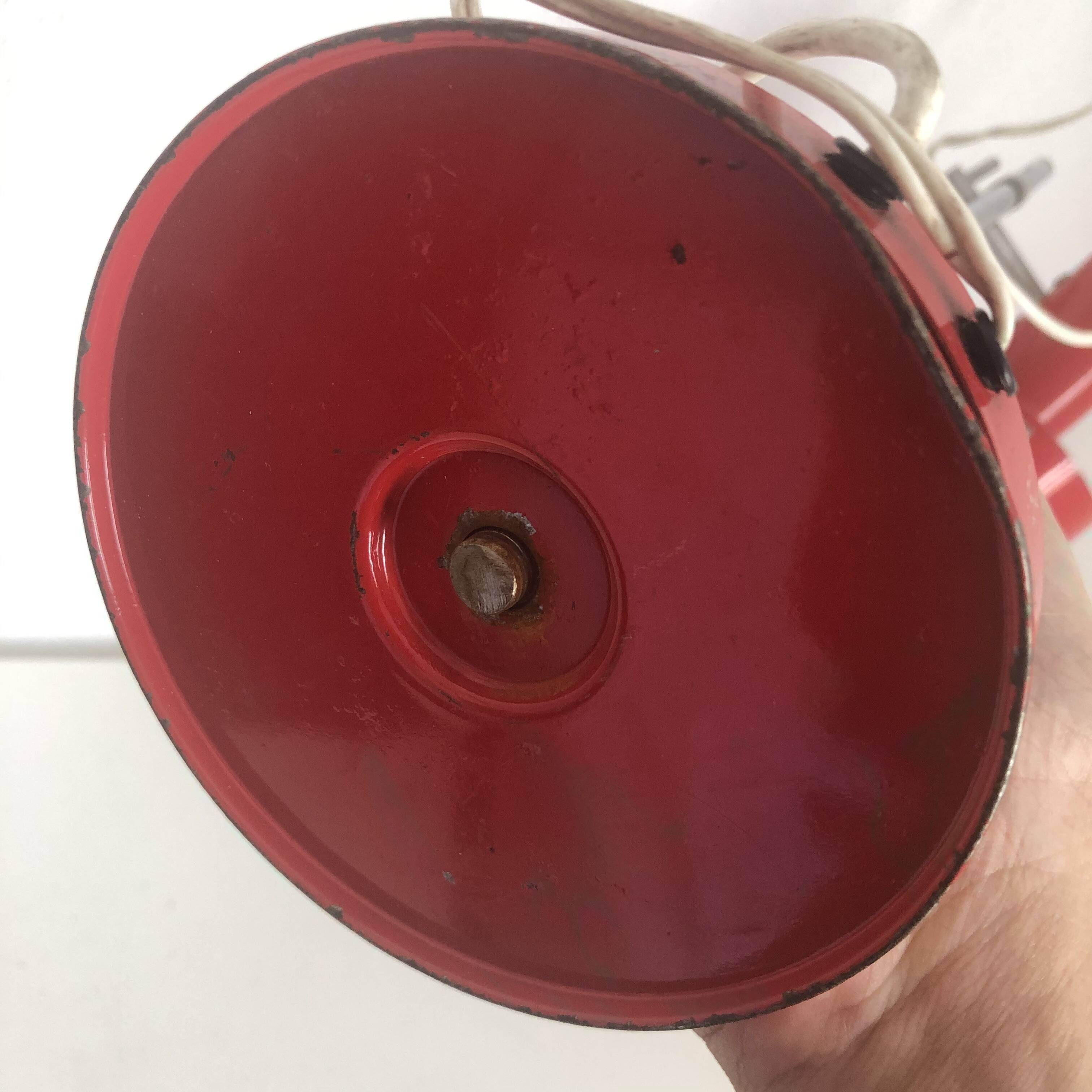 Lampe  vintage 1960 Monteuse Delmas rouge diable - 44 cm