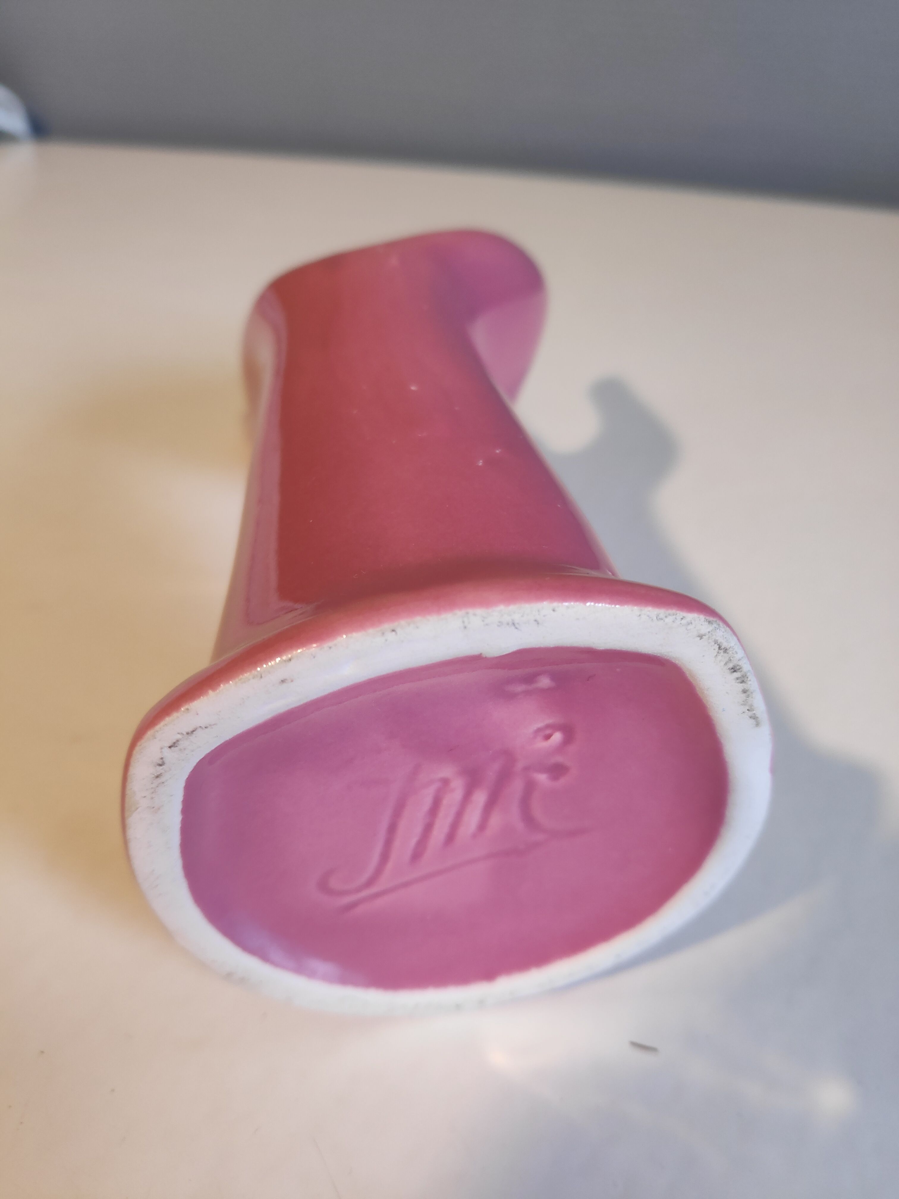 Hand pink ceramic soliflora