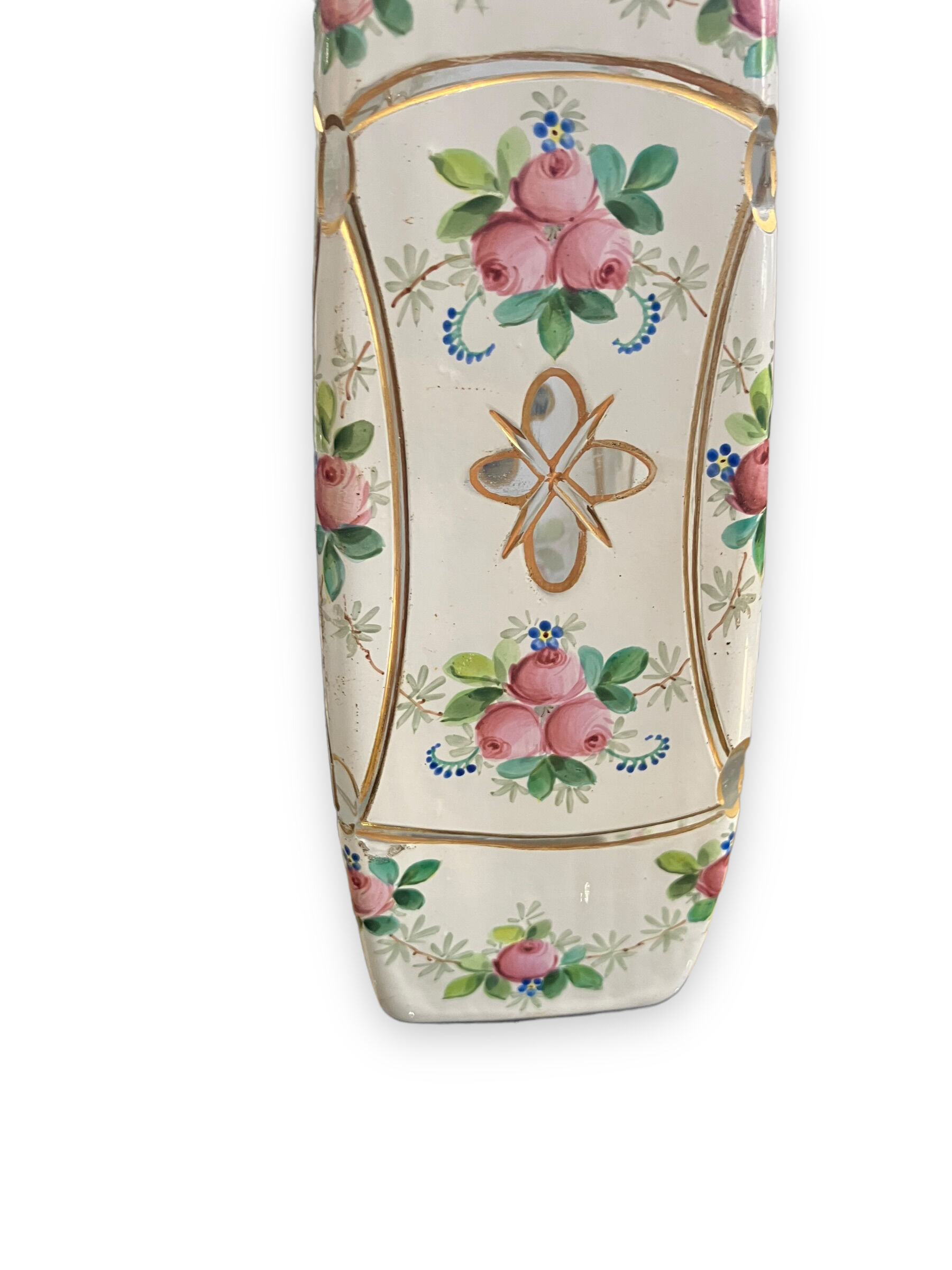 Pair of vases in enamelled and gilded crystal Rose motifs