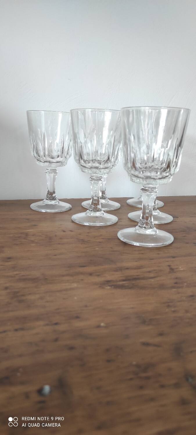 Stemmed Glass Set