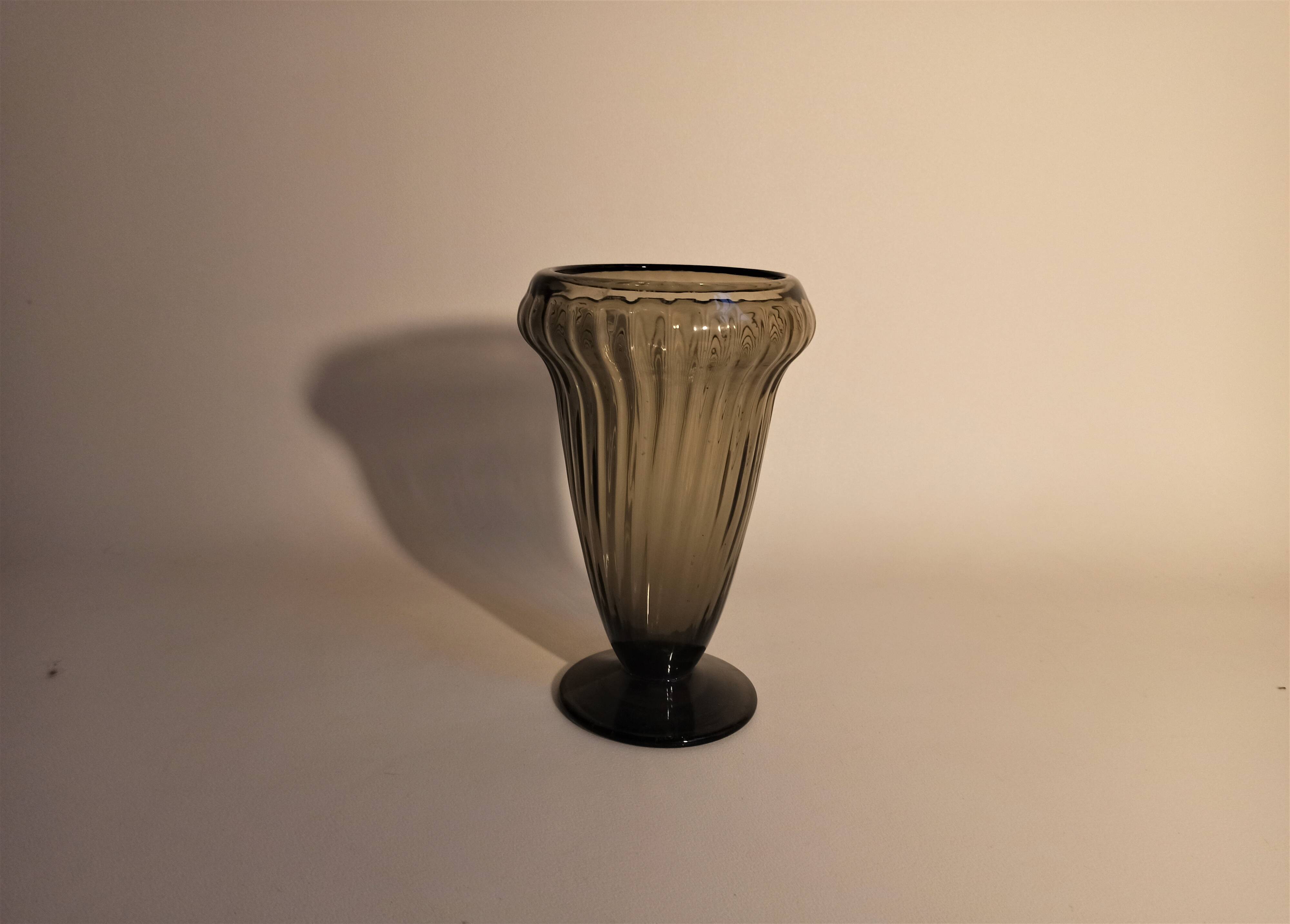 Vase form medici years 30 height 26 cm