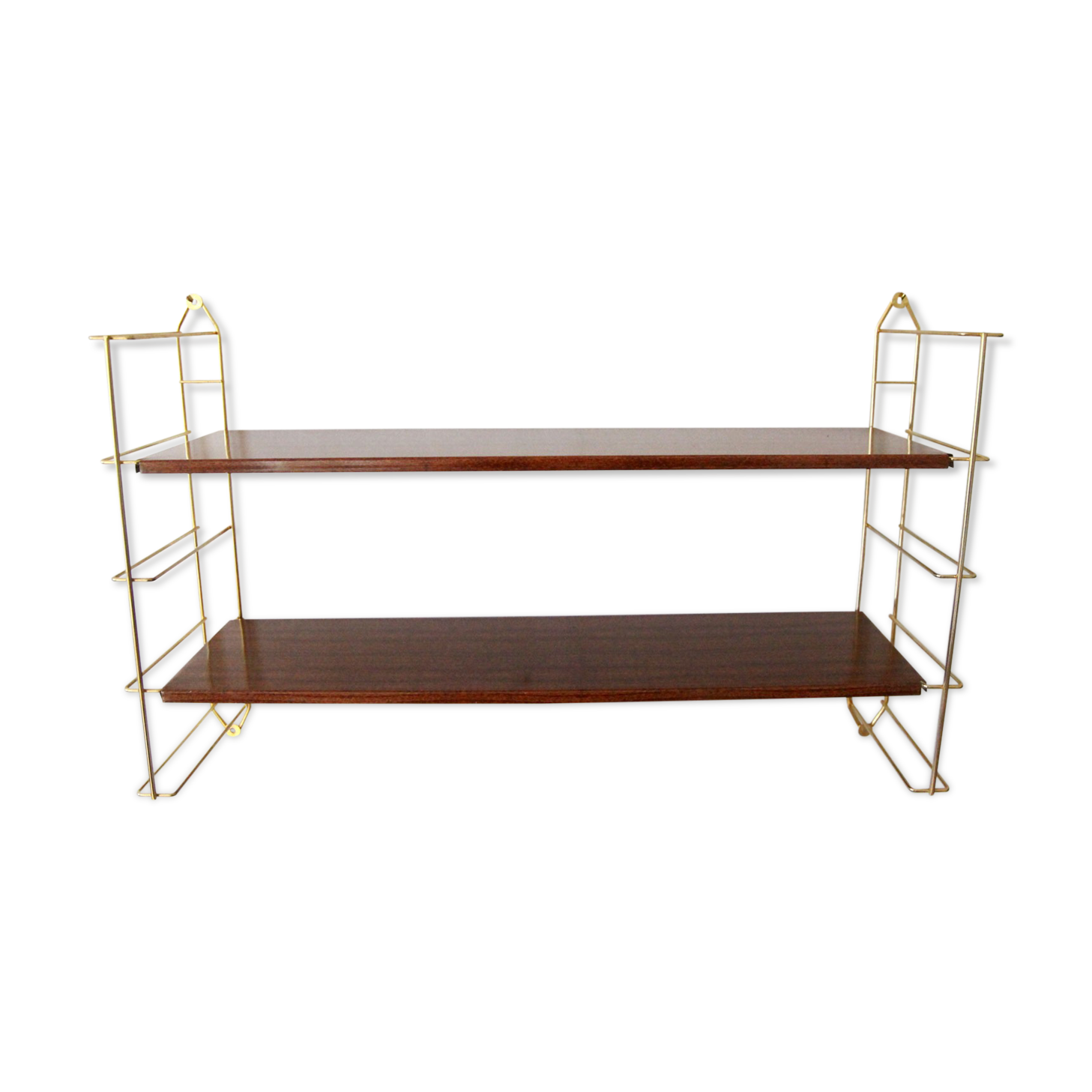 String style shelves