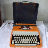 Typewriter Madi 2000 1970