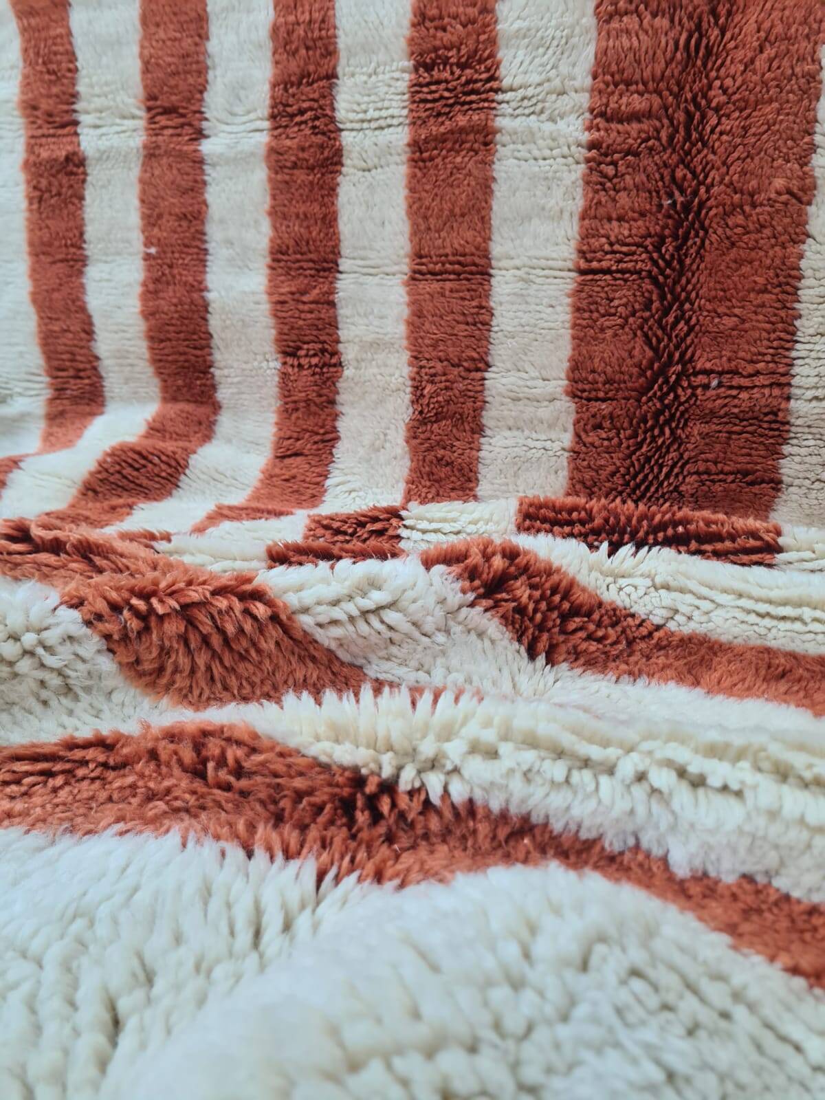 Mrirt rug in pure wool, handmade - 300 X 200 CM