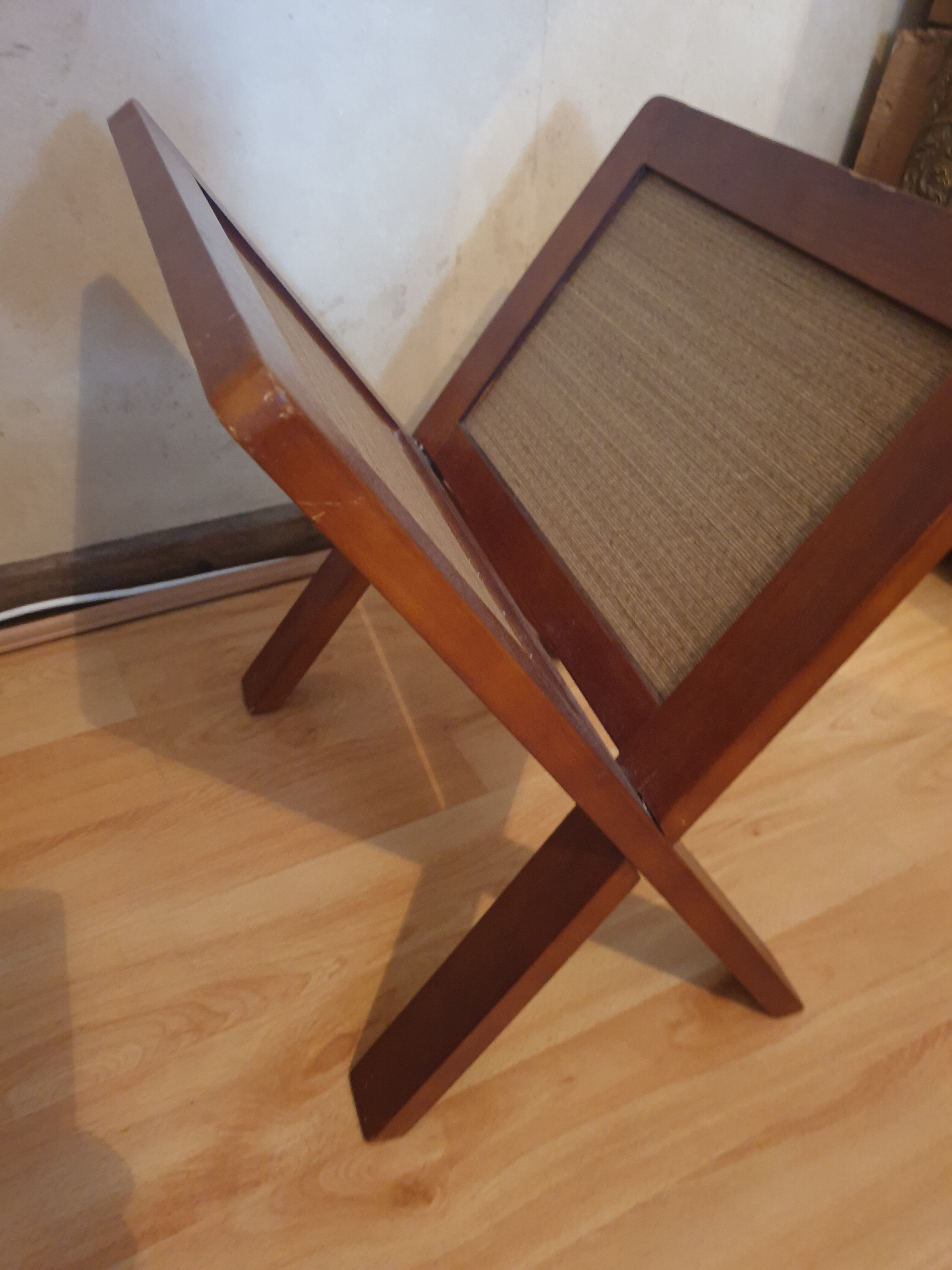 Magazine holder of the 70s