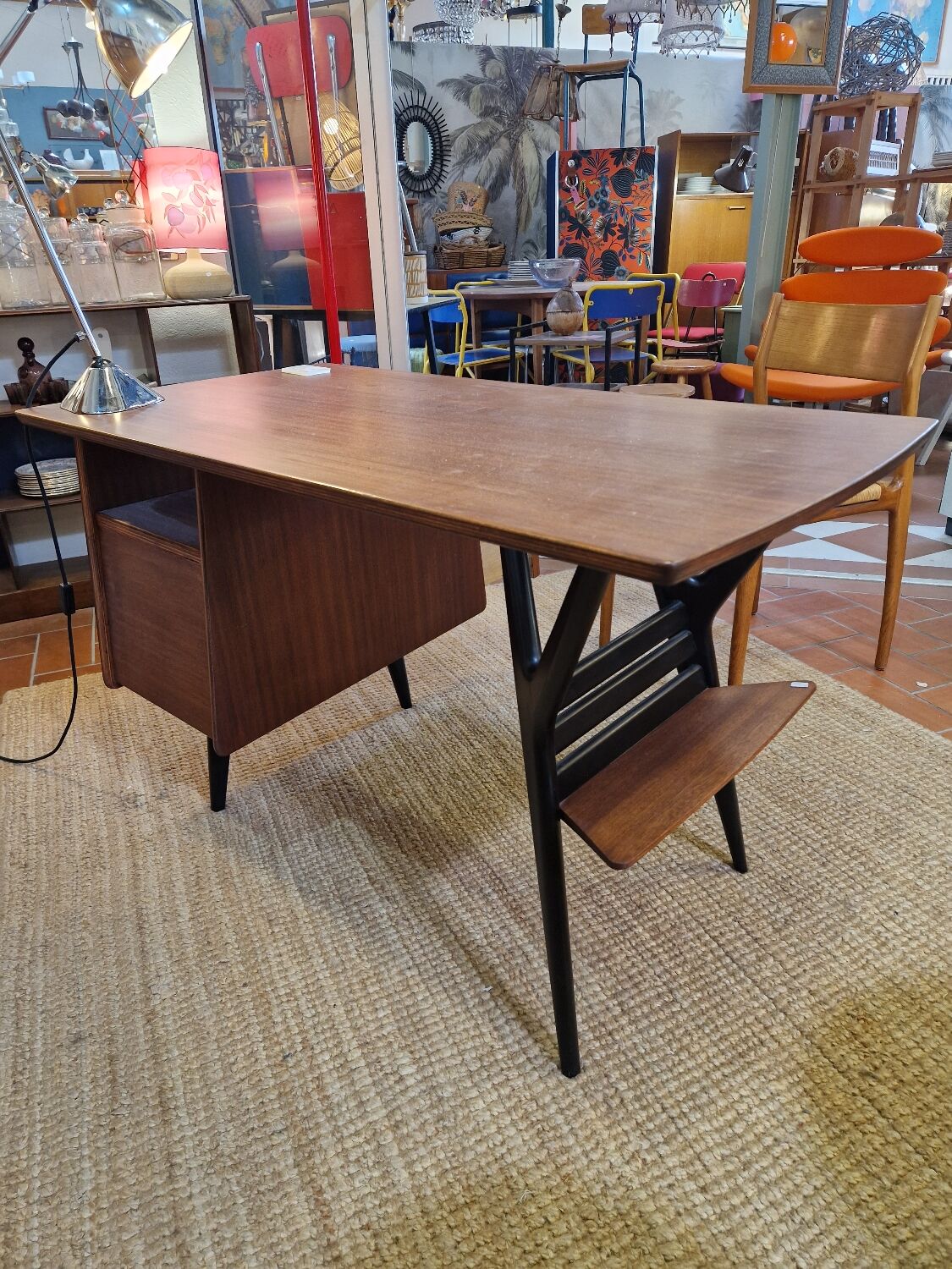 Office of Louis Paolozzi. 1960