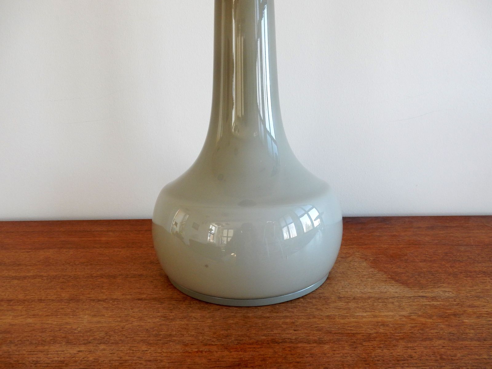 Lampe de bureau vintage en verre gris 1960s