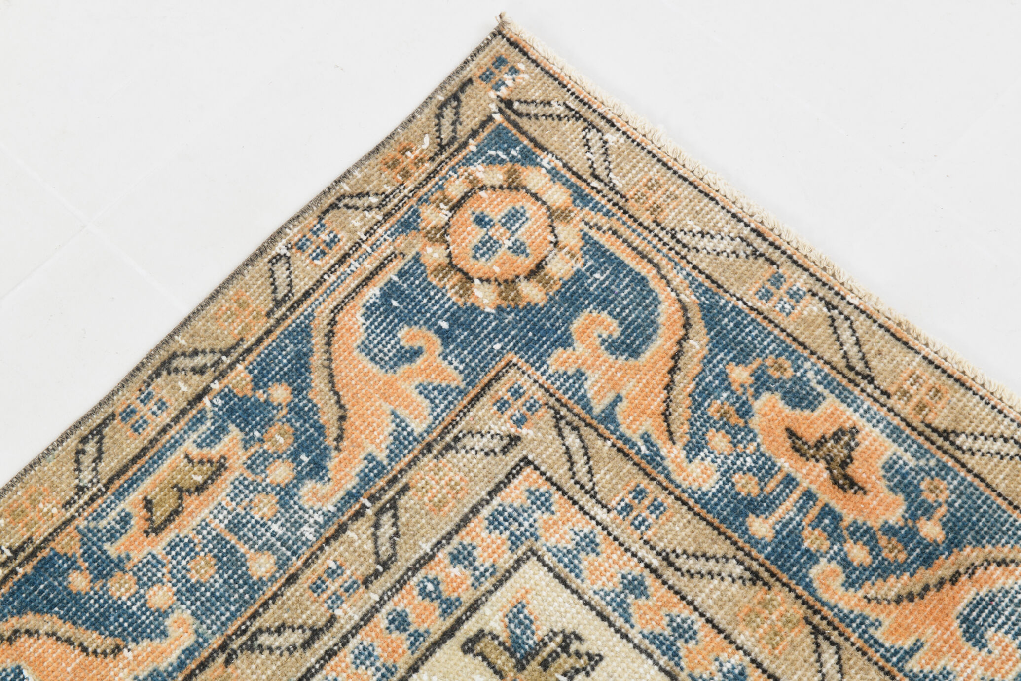 6x9 Antique Turkish Vintage Rug, 180x285Cm