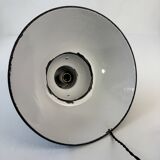 Ancienne suspension industrielle emaillee verte 34 cm