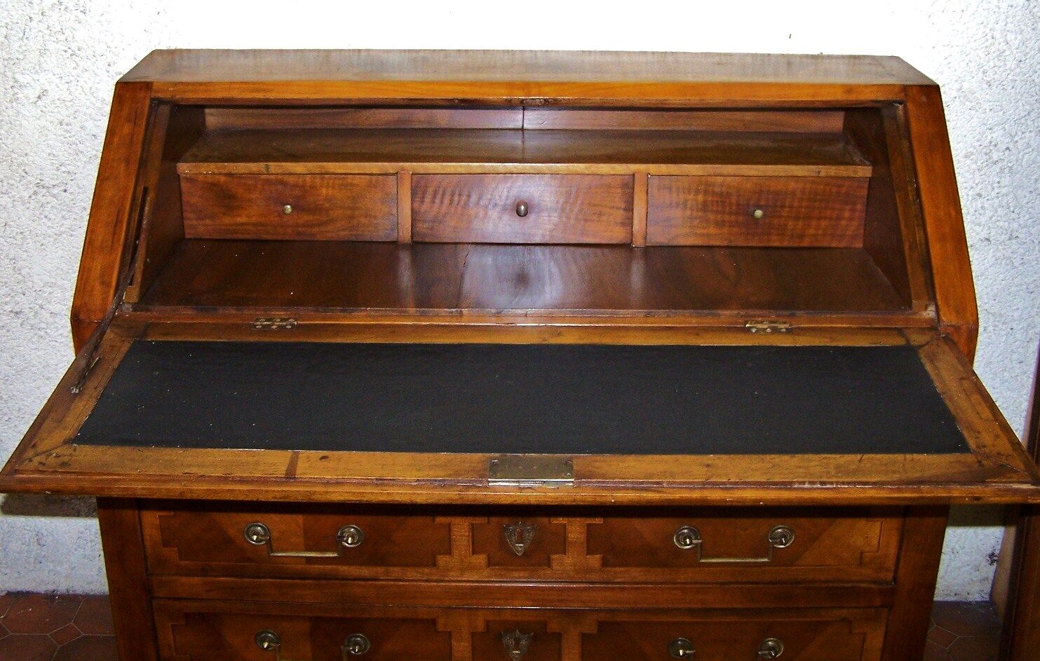 Louis VVI-style scribanne chest of drawers