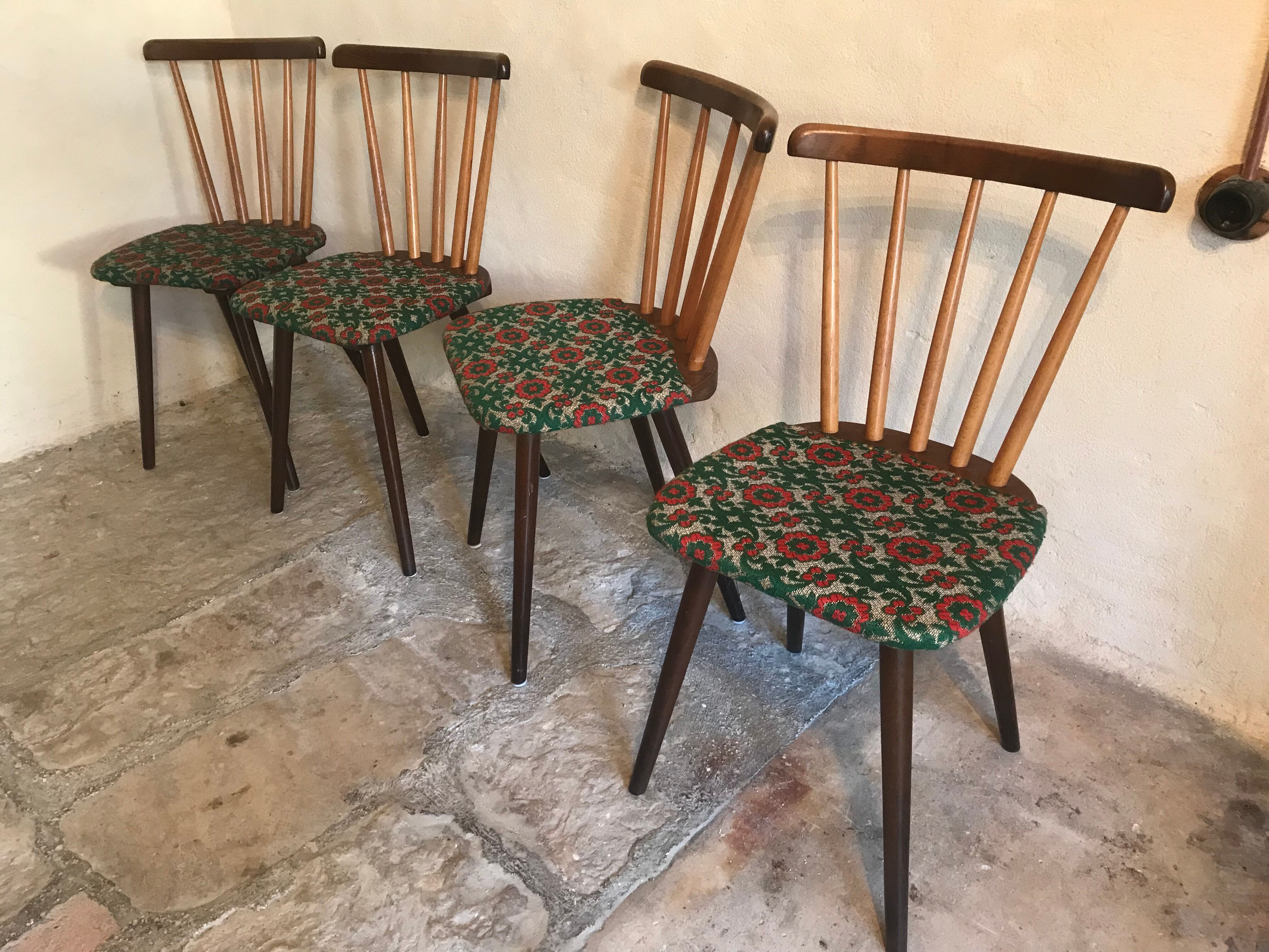 Set of 4 chairs inn 1960's bars and feet compass