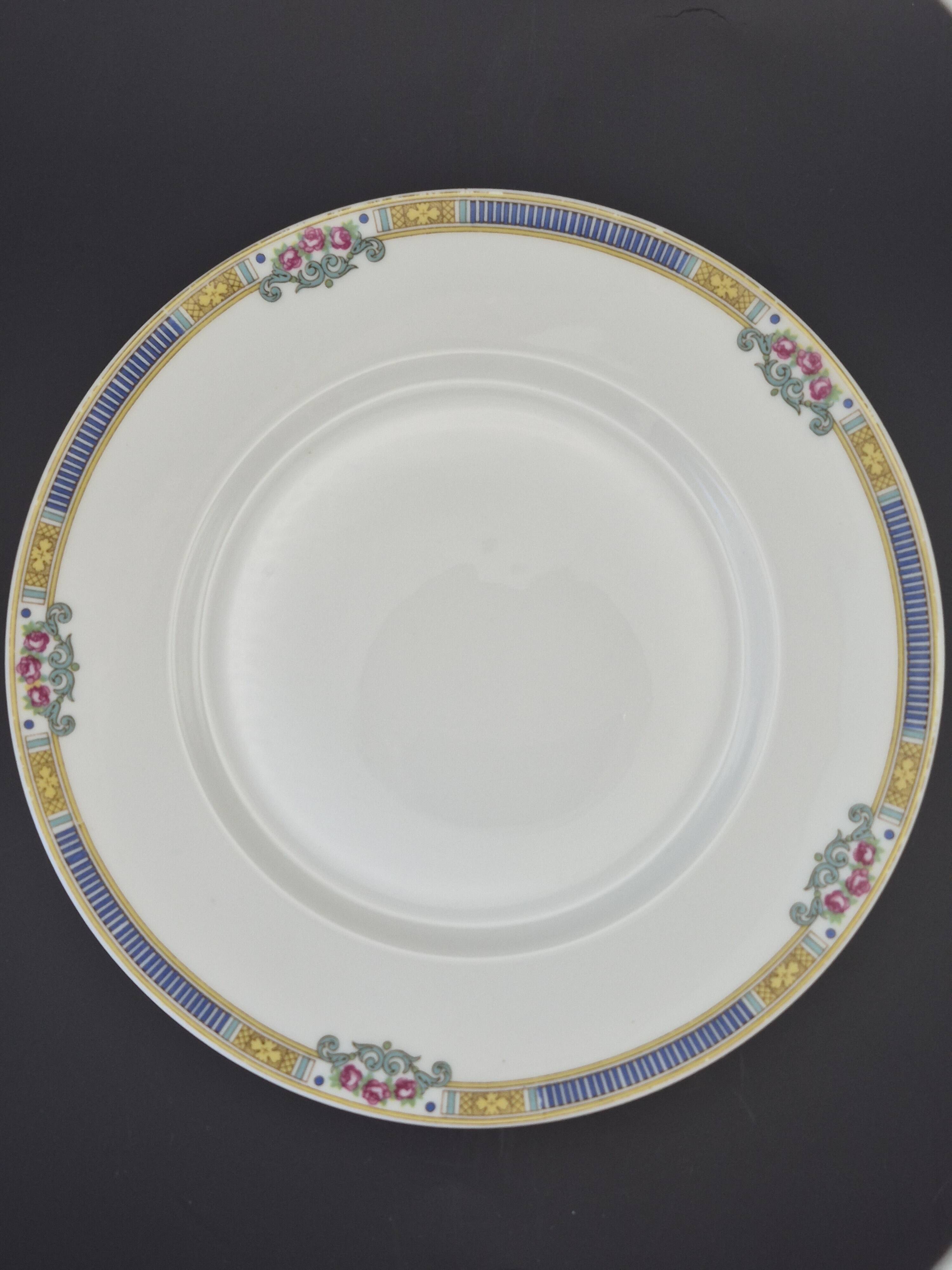 Série de 6 assiettes à dessert Bernardaud Limoges – Art Déco – A714
