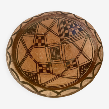 Berber dish, painted terracotta