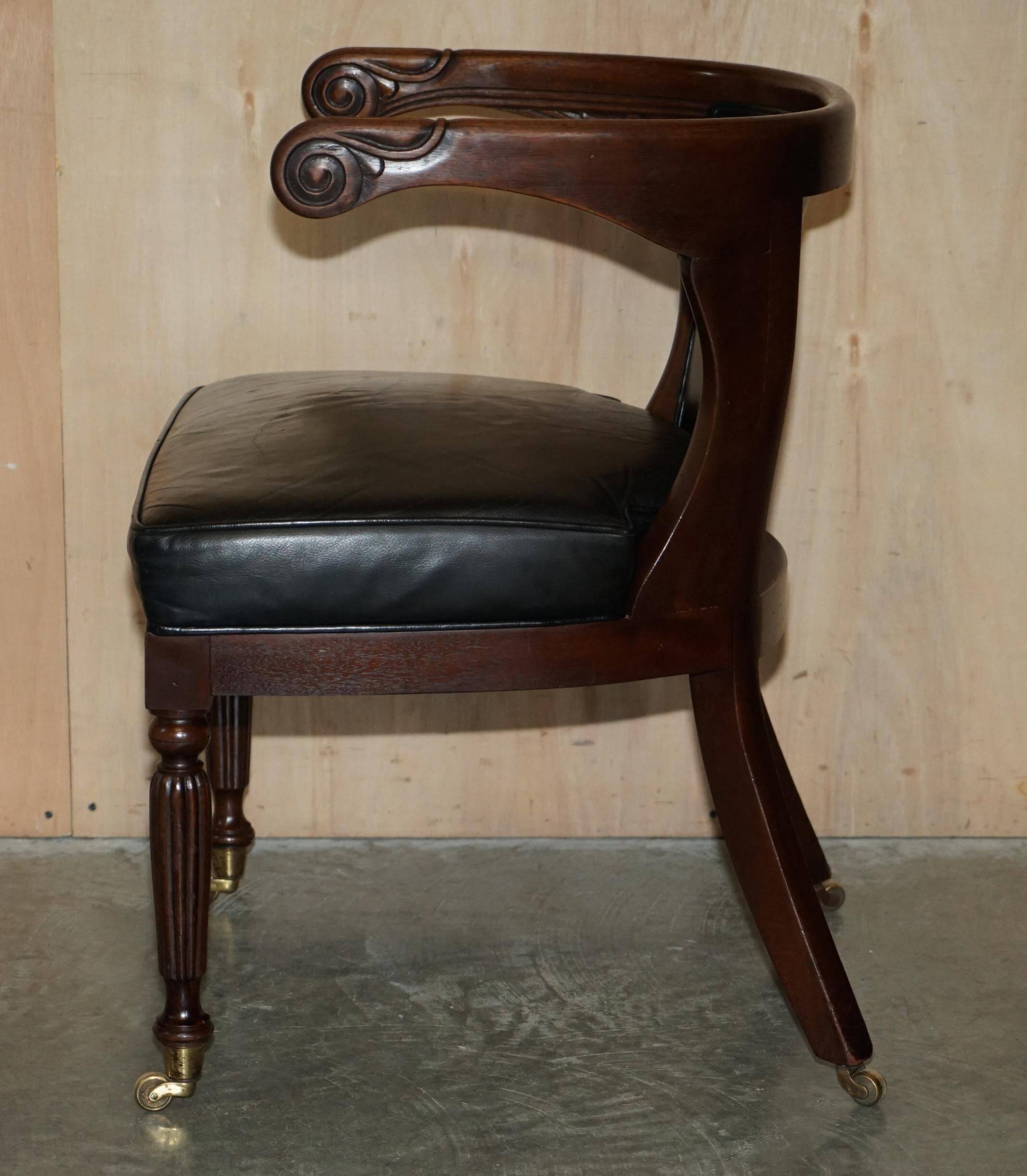 Original Regency office chair in leather and hardwood, style 1815.
