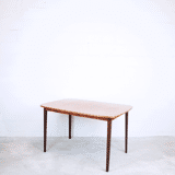 Table of extensible teak dining