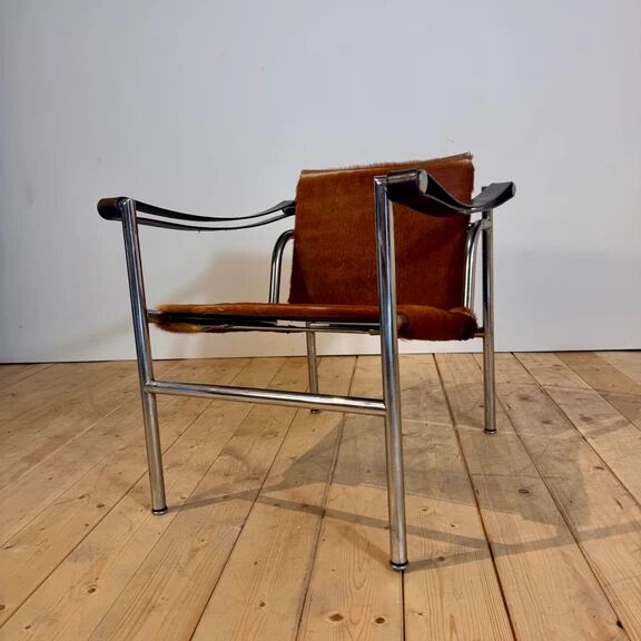 LC1 Sling chair by Le Corbusier, Pierre Jeanneret and Charlotte Perriand for Cassina