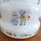 Enamelled sheet metal kettle