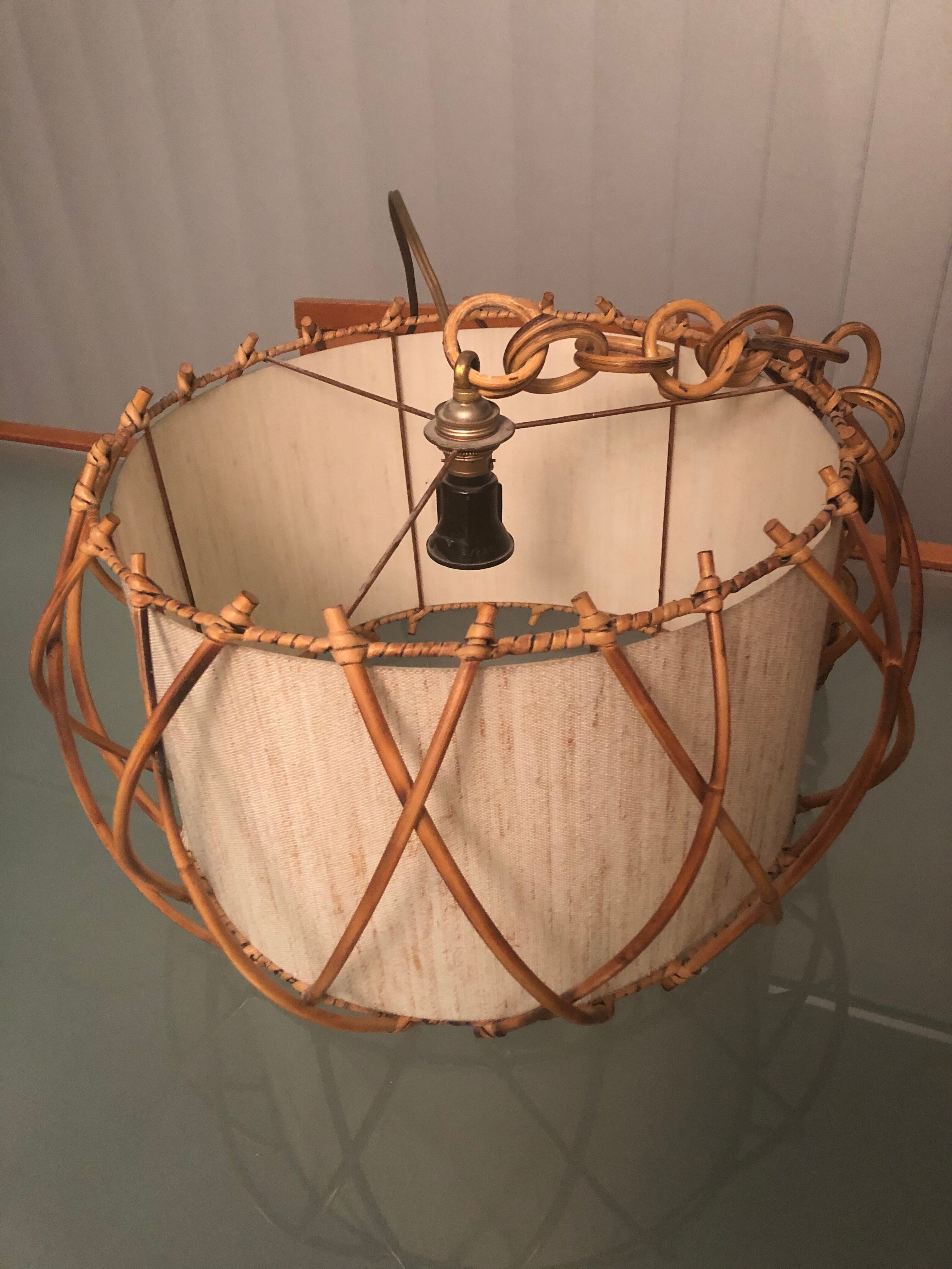 Vintage rattan suspension